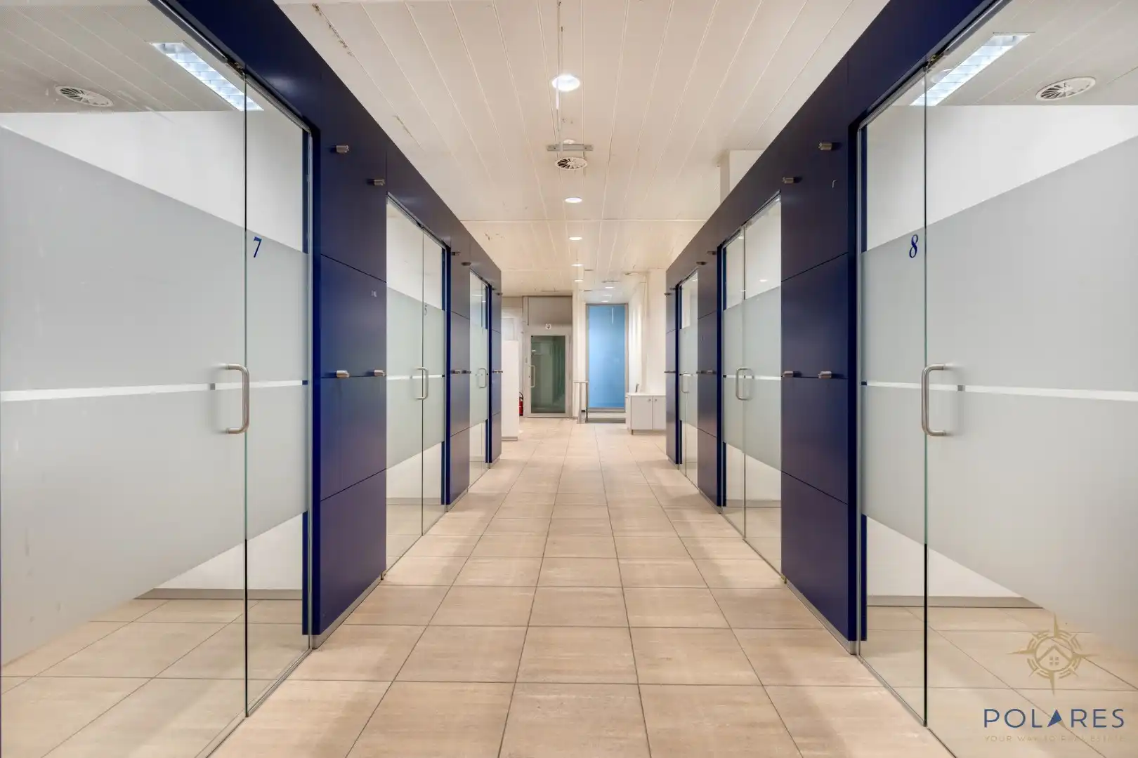 Zeer groot kantoorpand in de winkelstraat van Vilvoorde foto 5