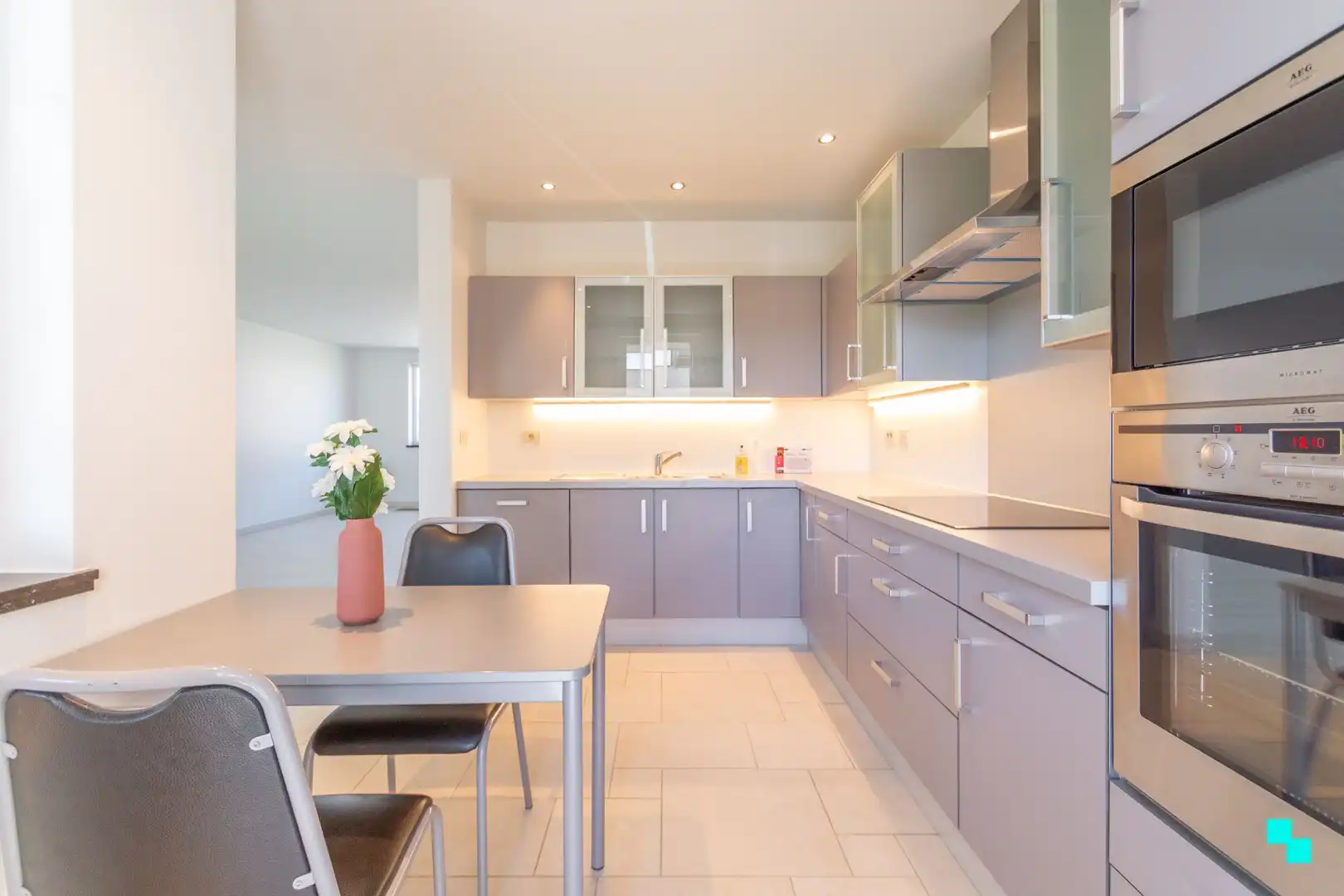 Ruim, gelijkvloers appartement in Merelbeke foto 5