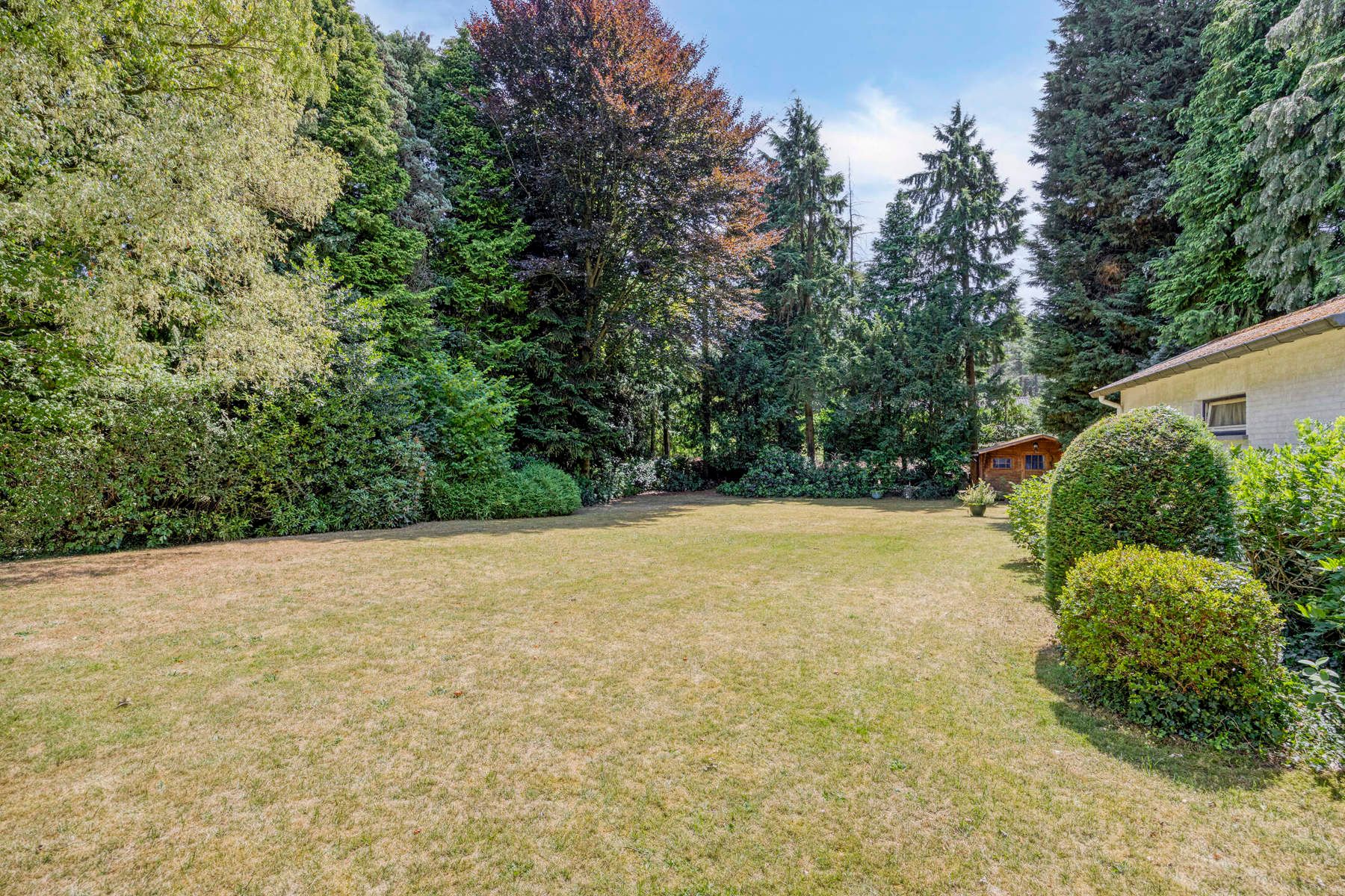 Thuiskomen in een oase van groen op 16a 26ca foto 24