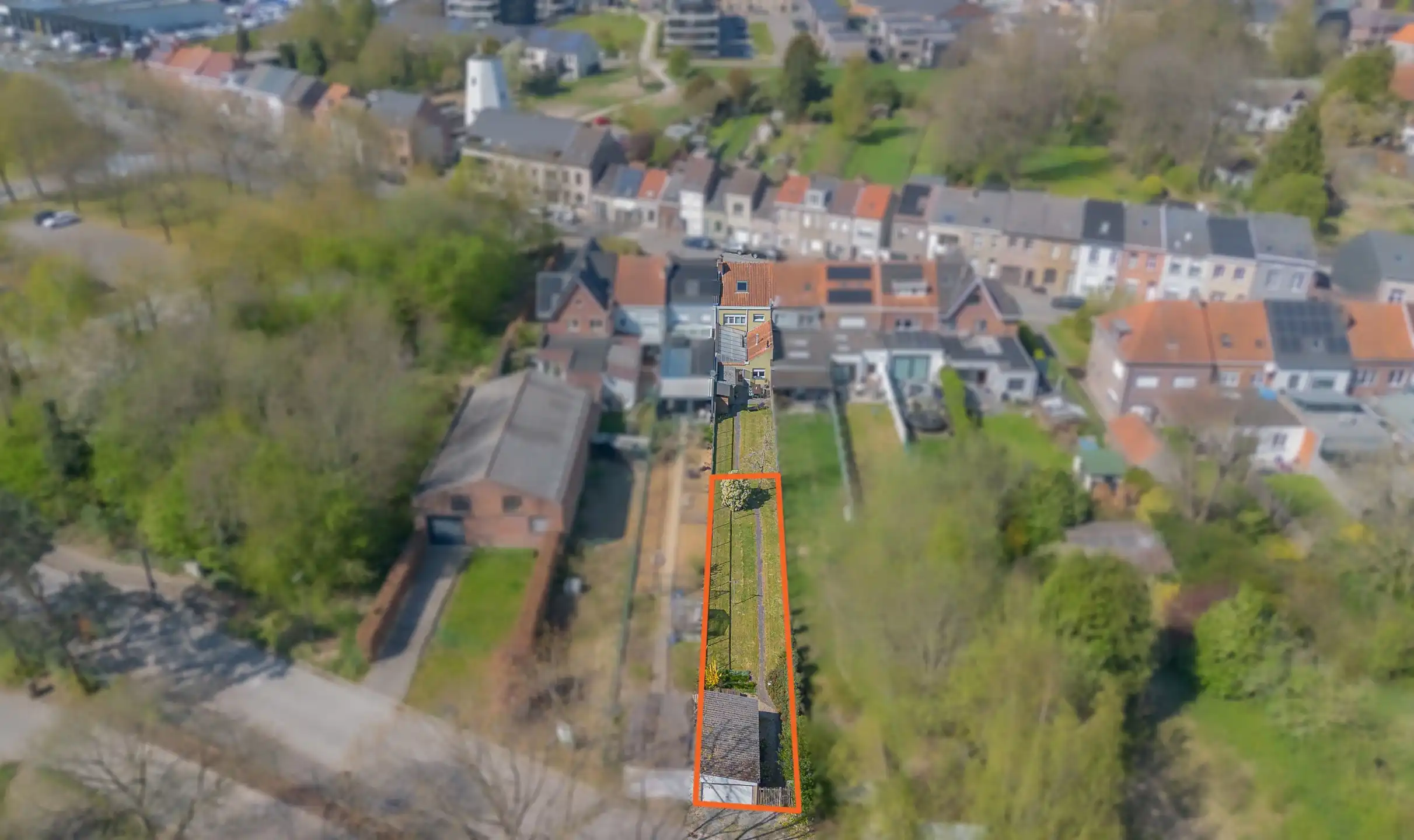 Bouwgrond voor gesloten bebouwing in doodlopende straat foto 4