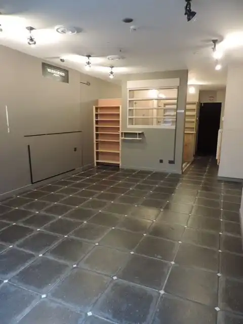 Knap handelspand met woonst in het centrum foto 2