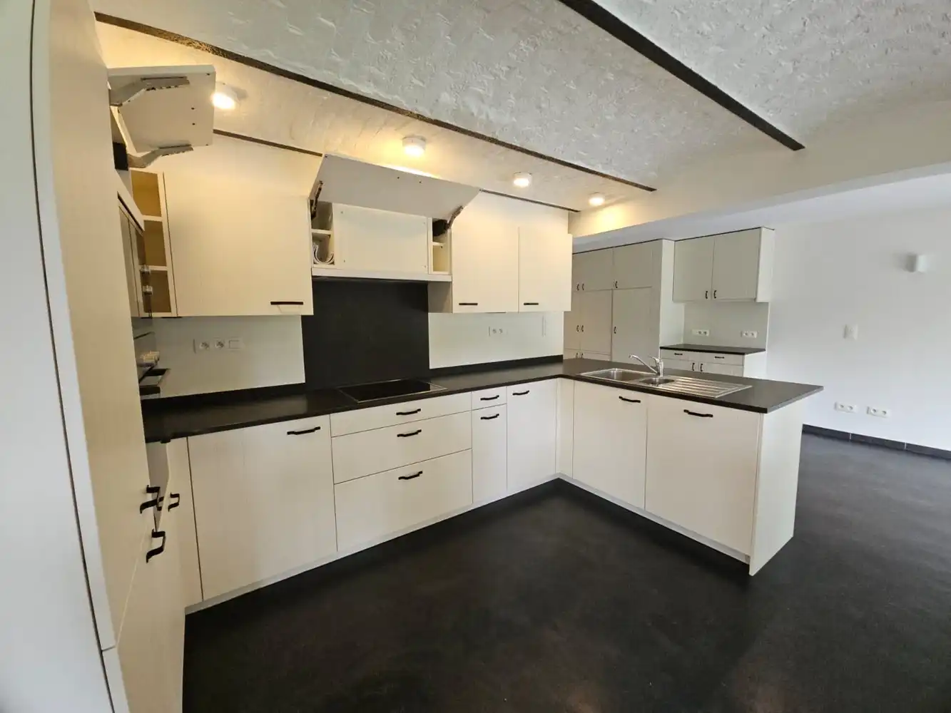 Uiterst rustig gelegen landhuis foto 10