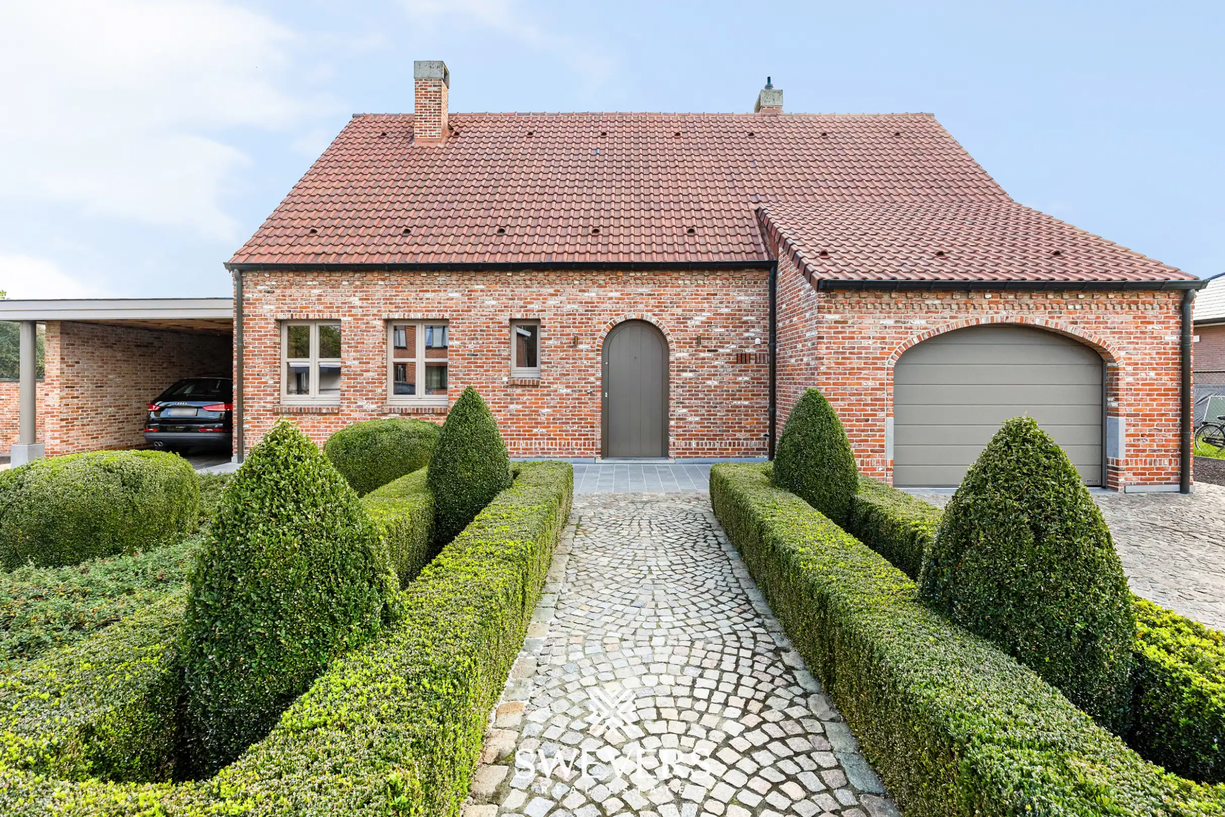 Sfeervolle open bebouwing met royale tuin en veel privacy foto 39