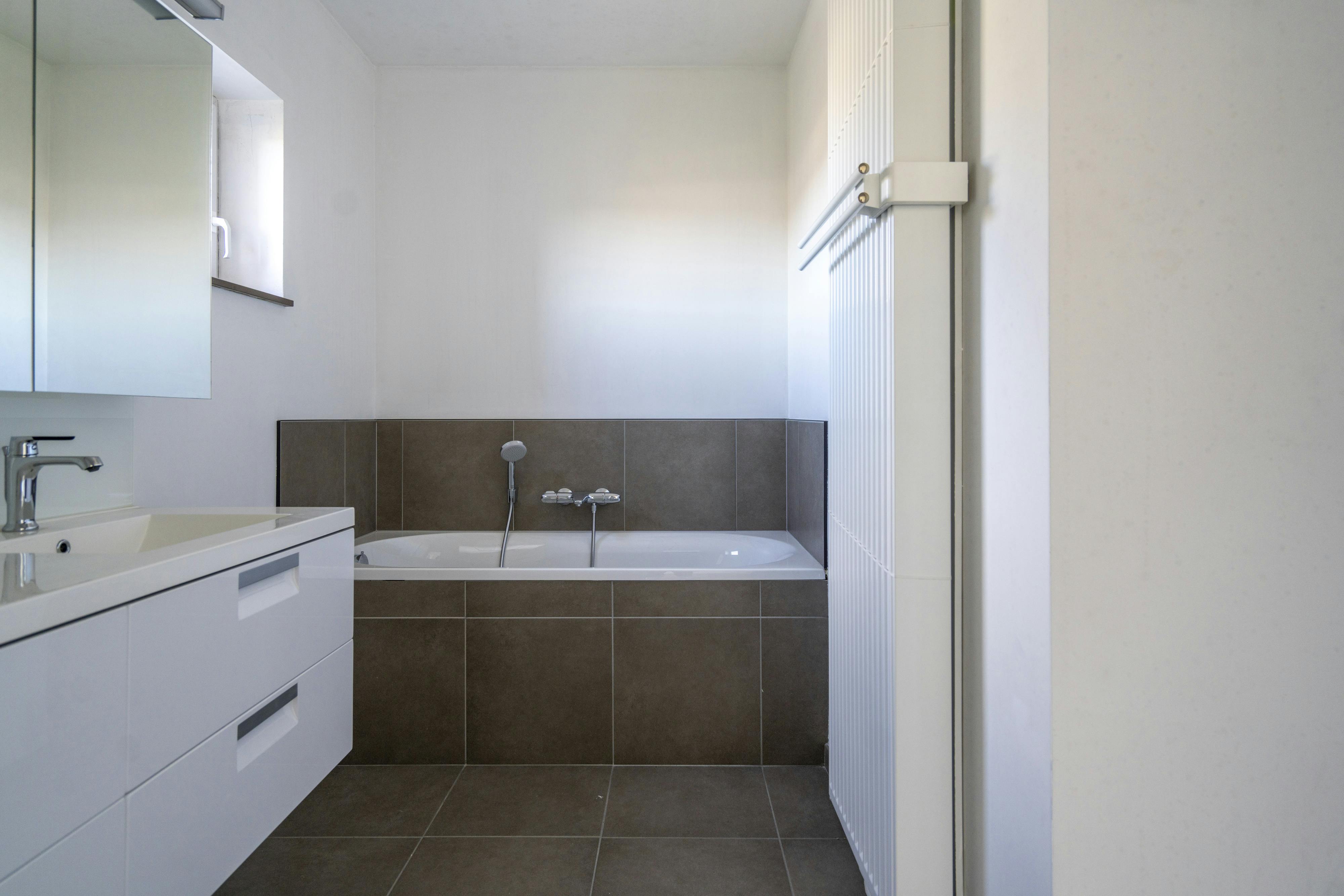 Nieuwbouwappartement te koop nabij centrum Wervik foto 8