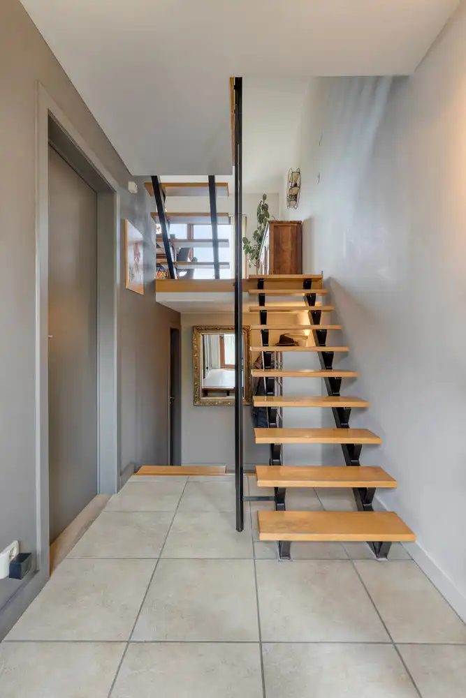 Instapklare split-level woning in de gegeerde wijk Rietschoorvelden te Merksem! foto 5
