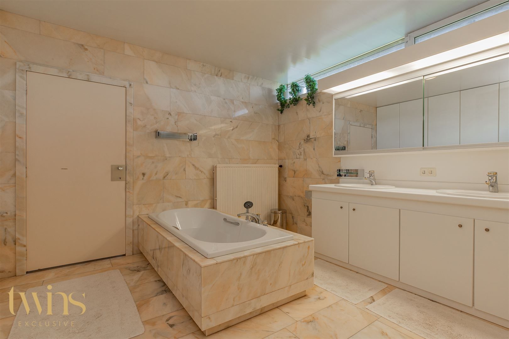 Stijlvolle villa-bungalow op ruim perceel met zuidgerichte tuin  foto 27