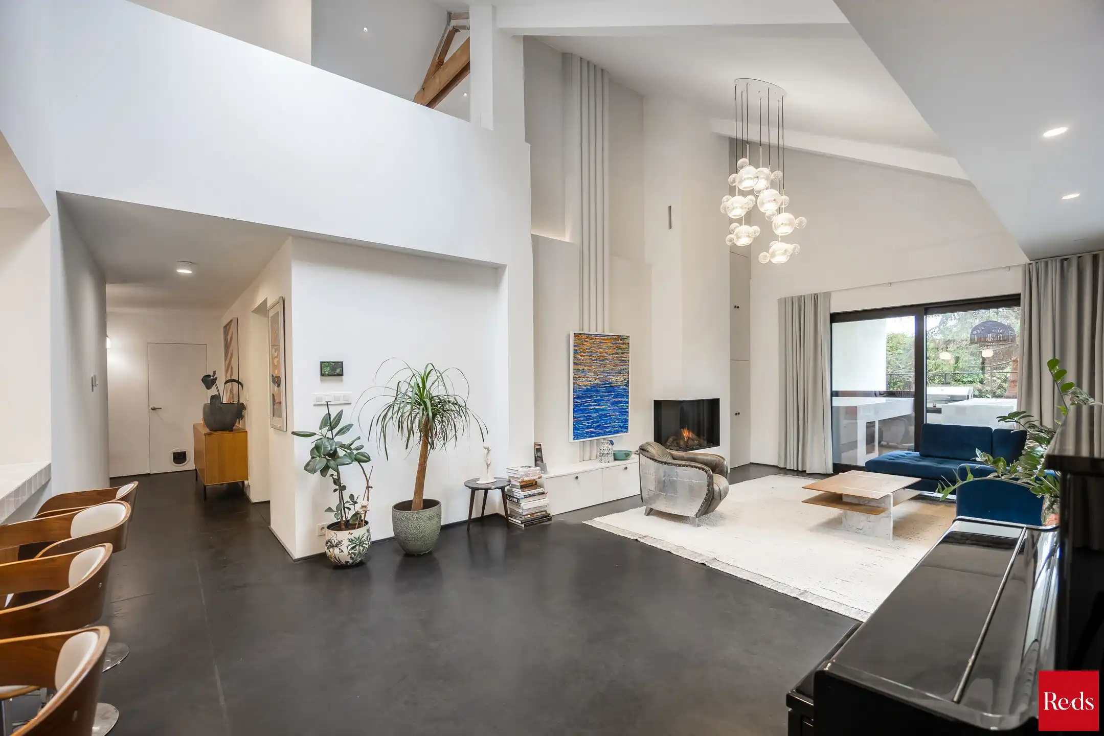 Stijlvolle, energiezuinige woning met rondom heerlijke tuin  foto 2