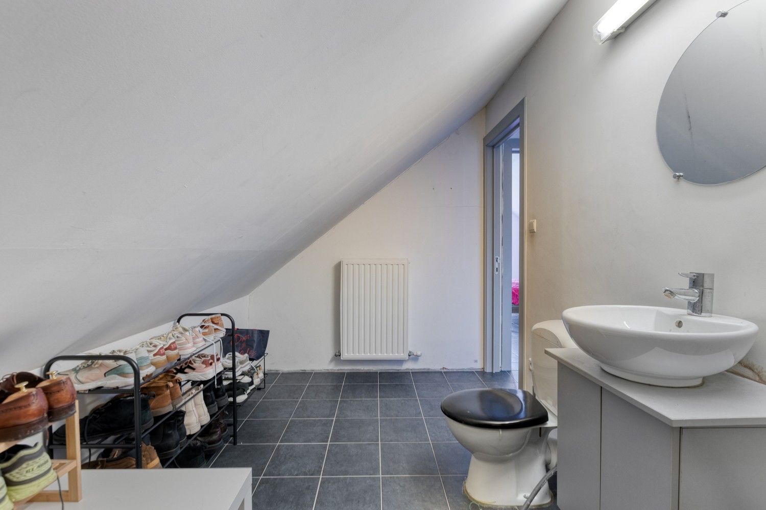 Gezellig duplex-appartement met 3 slaapkamers aan de Groenstraat in Kuringen, Hasselt. foto 20