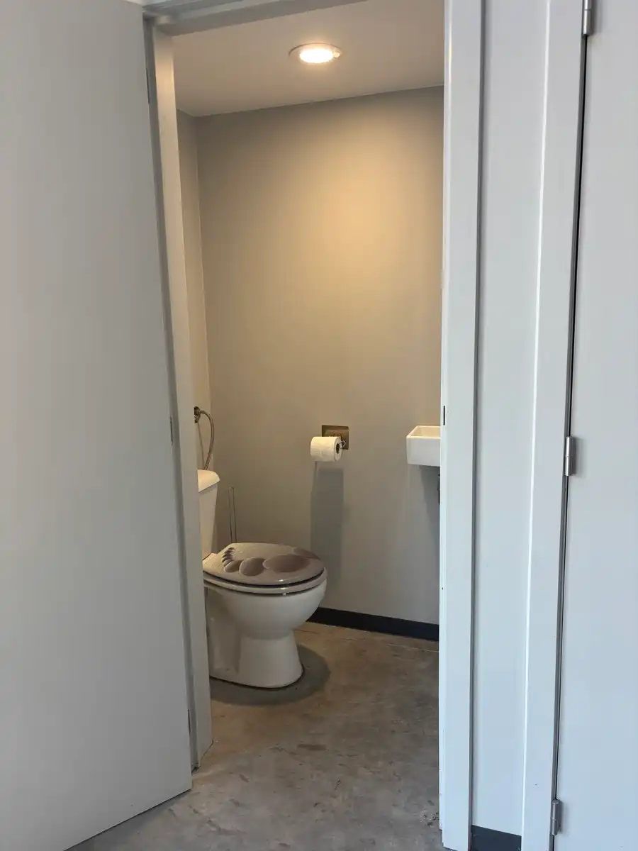 Bedrijfspand van ca 300m² foto 23