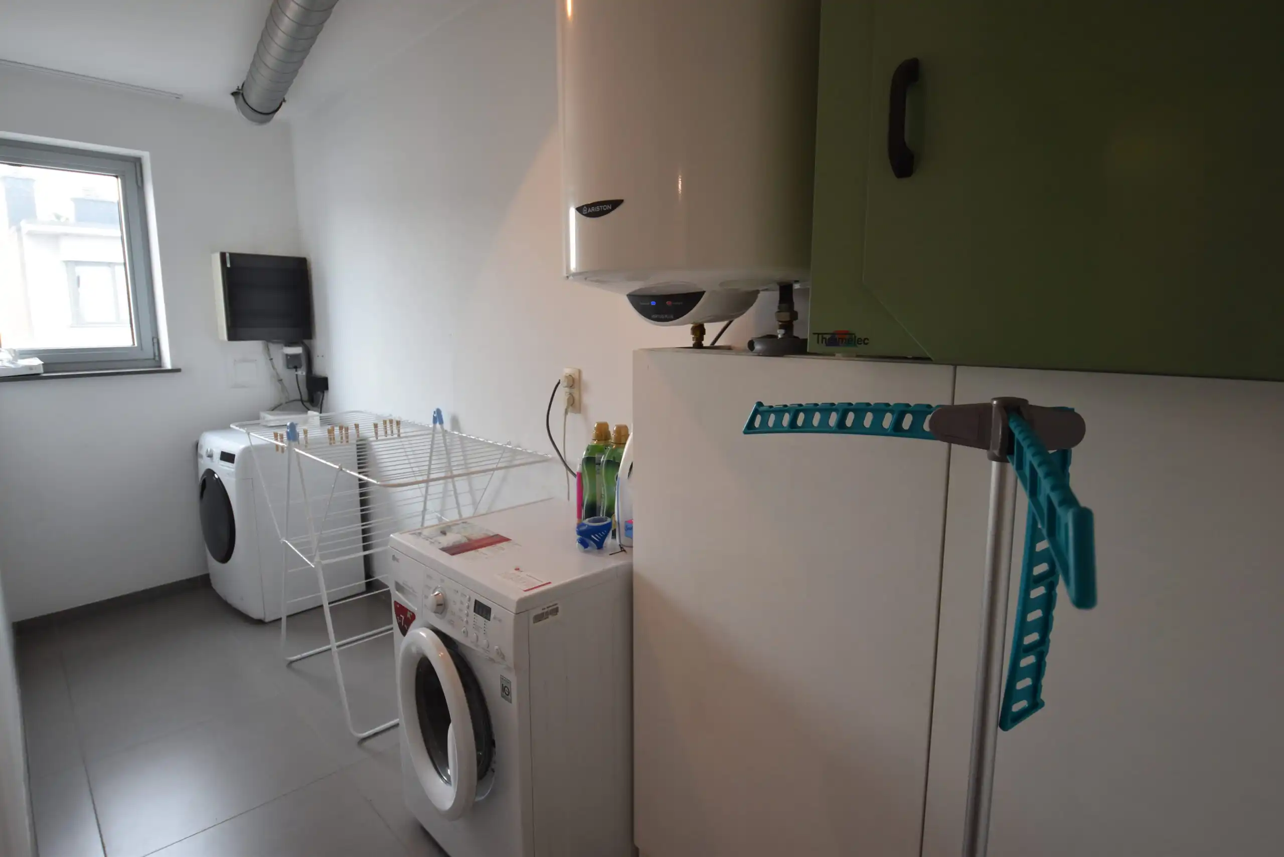 Energiezuinig duplex appartement met groot terras in centrum van Nieuwkerken-Waas foto 14