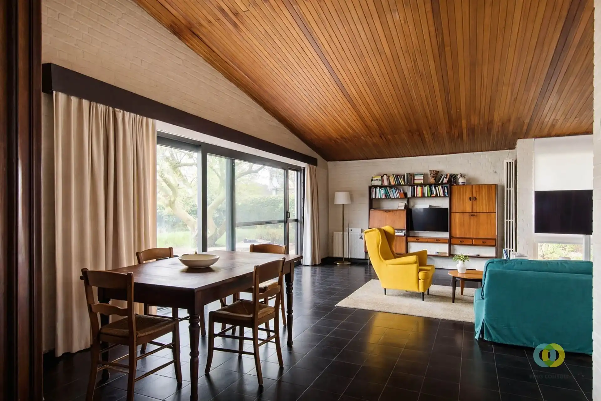 Ruime villa met praktijkmogelijkheden en zicht op groen foto 10