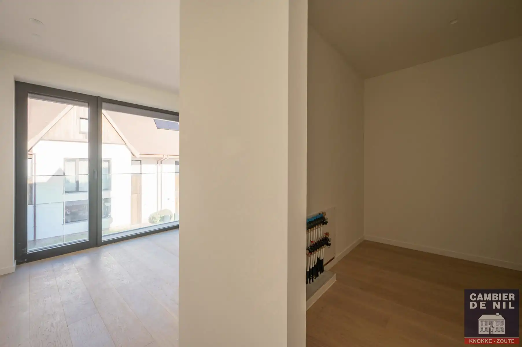 Nieuwbouw - ongemeubelde koppelvilla in rustige,  residentiële wijk te Knokke-Heist  foto 15