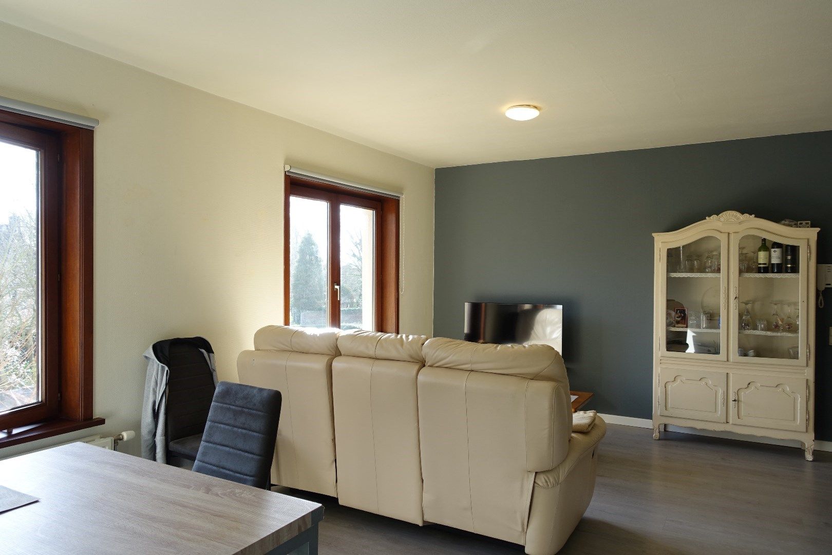 Lichtrijk startersappartement of de ideale investering! foto 7