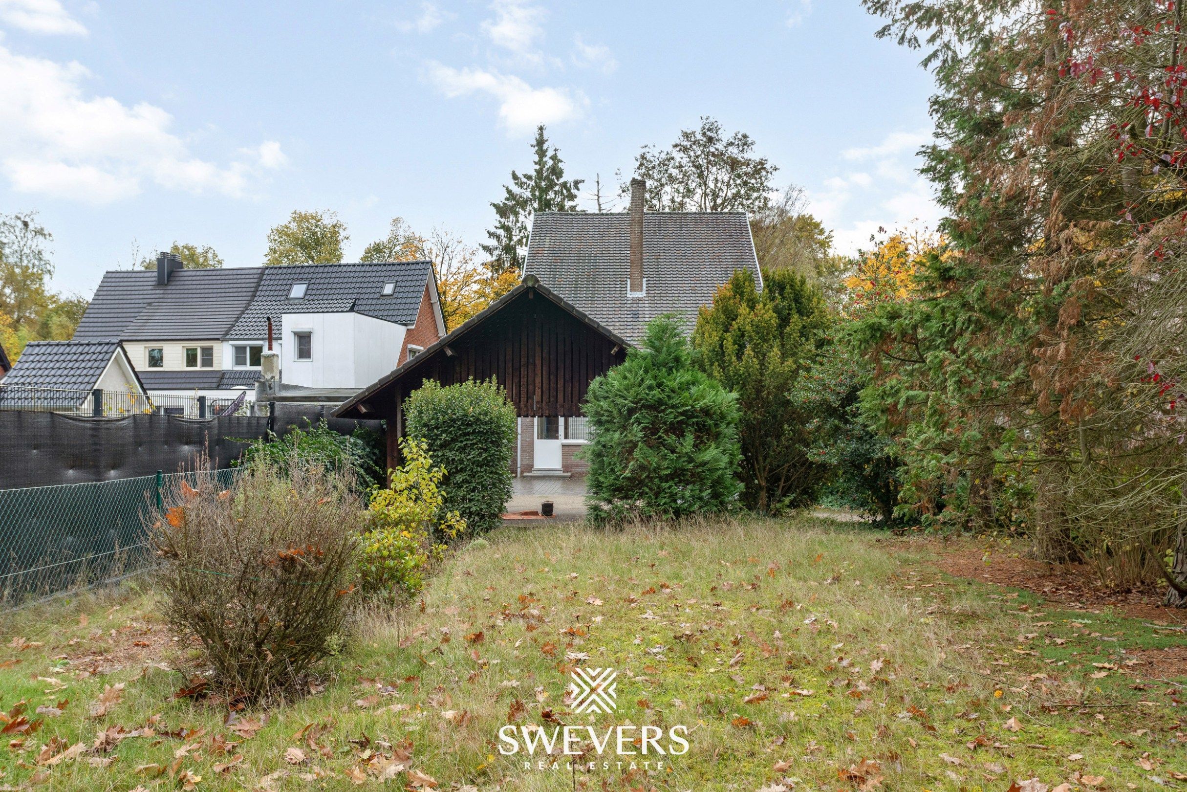 Open bebouwing met 4 slaapkamers, kelder en tuin in rustige, doodlopende straat foto 28