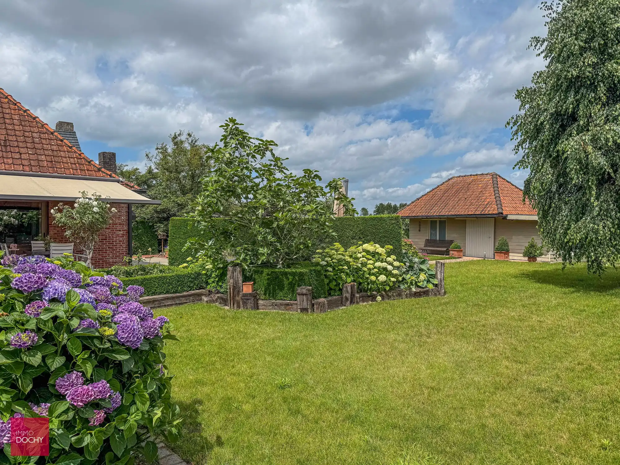 Mooie villa met landelijk verzicht foto 6