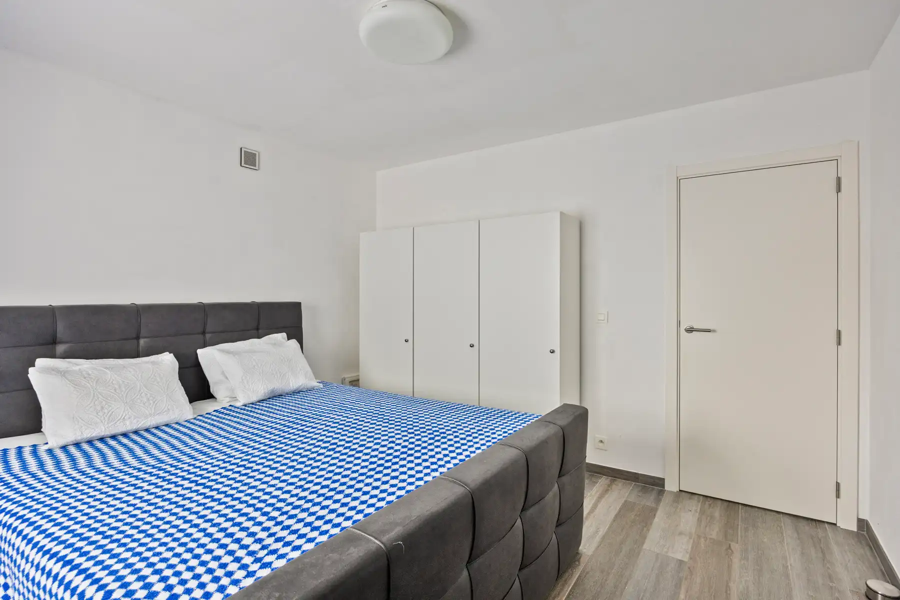 Appartement te koop foto 11