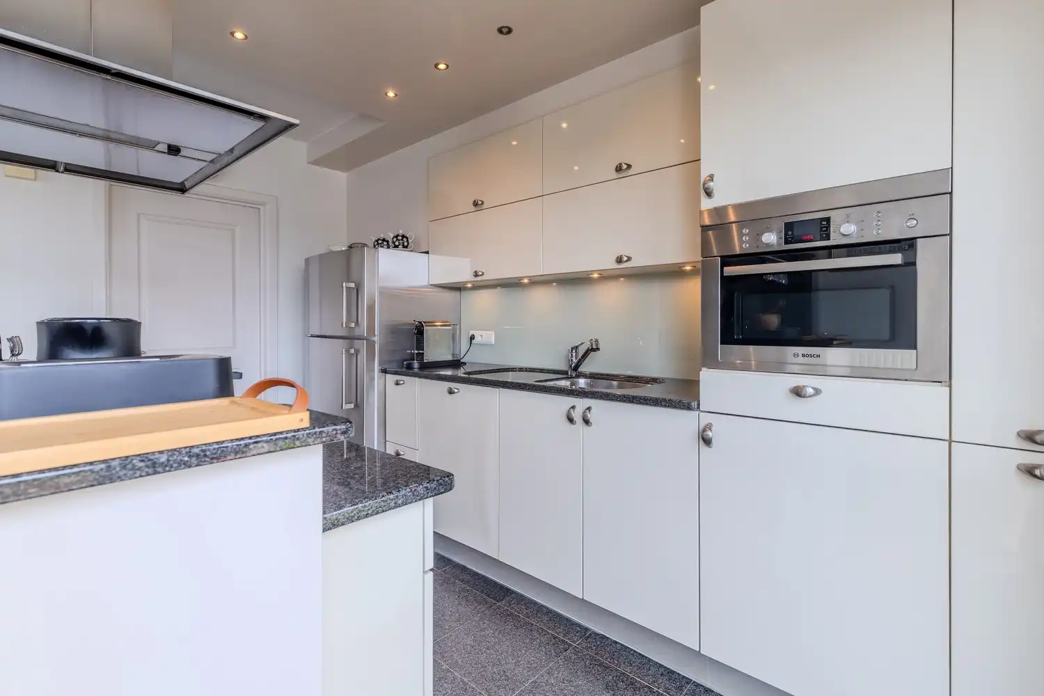 Ruime woning met drie slaapkamers, garage en prachtig landelijk uitzicht in Veldwezelt (Lanaken) foto 14