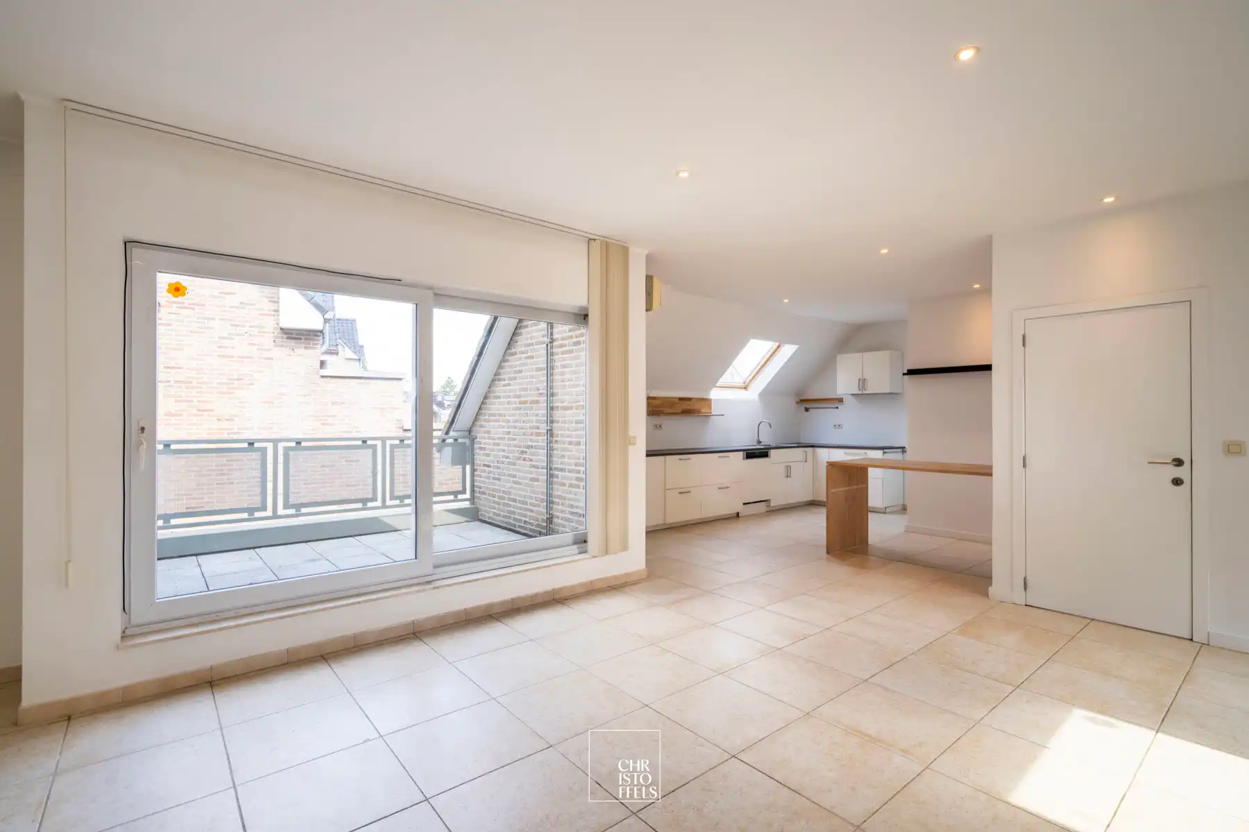 2-slaapkamerappartement (126m²) in het centrum van Zutendaal! foto 4
