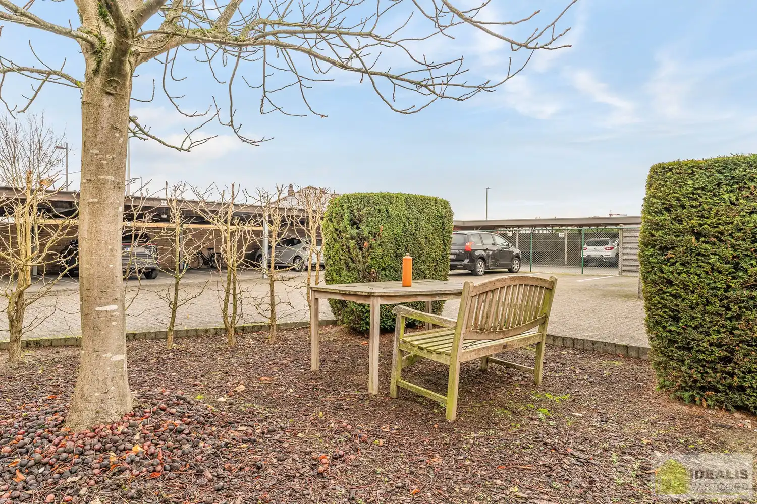 IDEALIS VASTGOED – INSTAPKLAAR GELIJKVLOERS APPARTEMENT MET LICHTRIJKE LEEFRUIMTE,  RUIME OPEN KEUKEN, BADKAMER, SLAAPKAMER EN AUTOSTAANPLAATS OP EEN GUNSTIGE LOCATIE NABIJ HET CENTRUM VAN PELT! foto 15