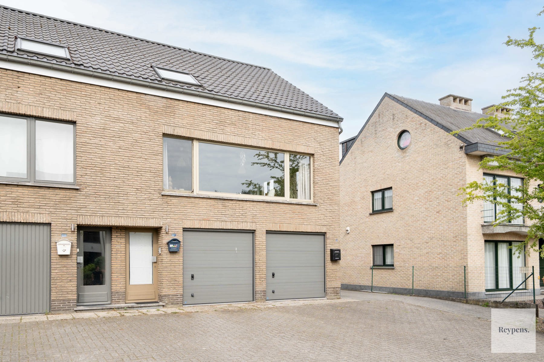 Triplex appartement met garage en autostaanplaats foto 3