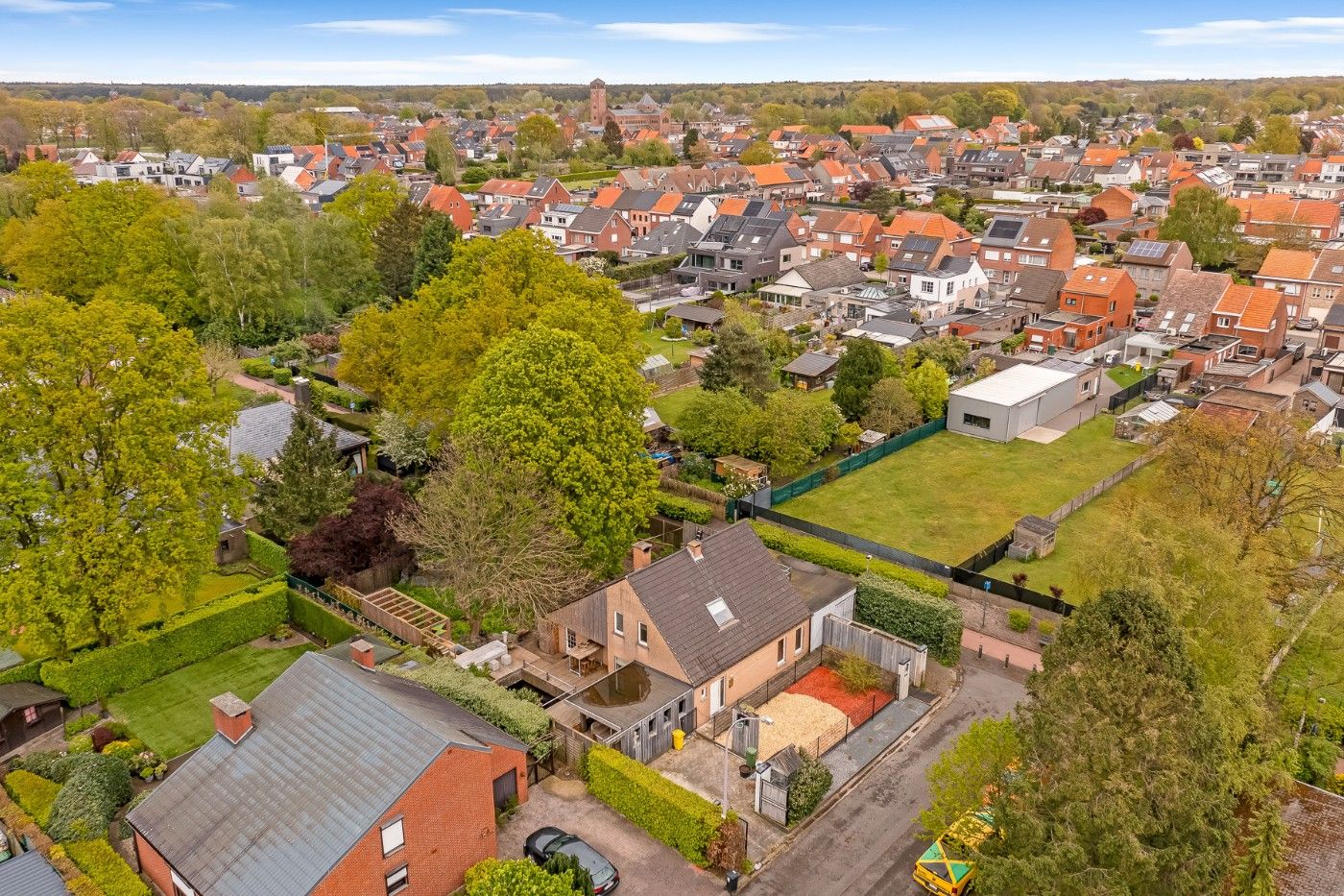 Prachtig gelegen, vrijstaande woning met 4 slpk. en ruime carport op 793m² foto 40