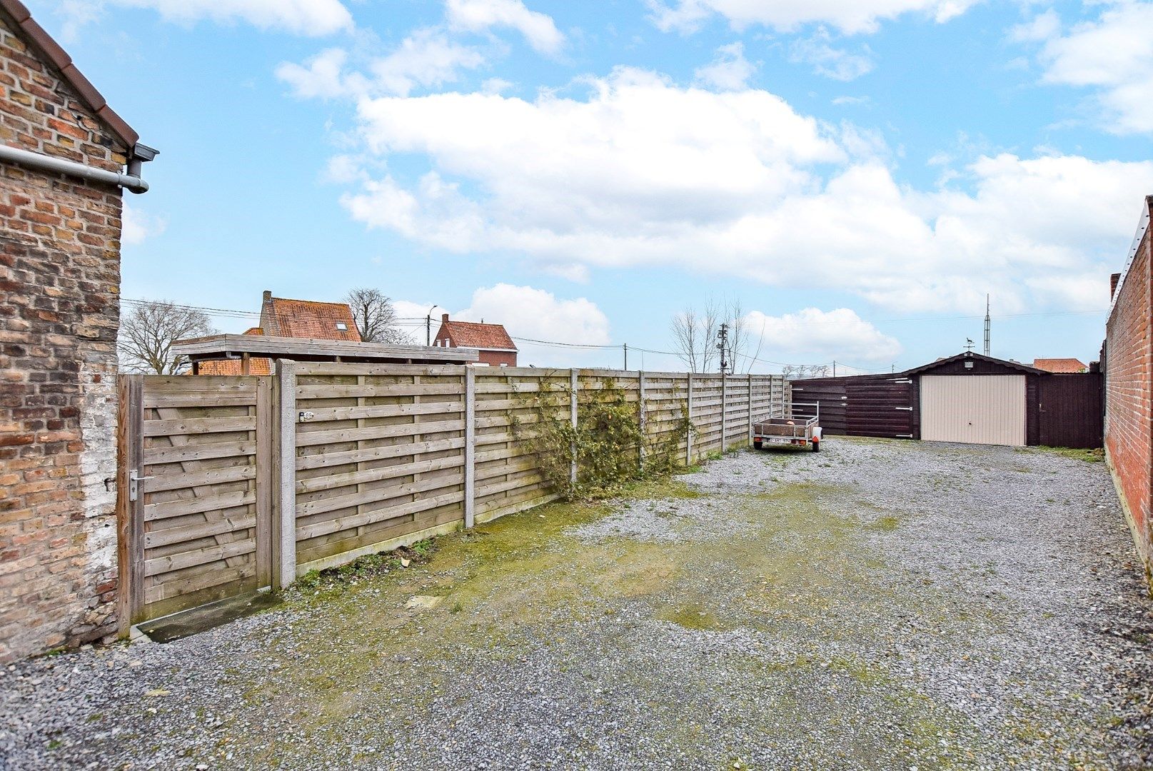 Halfopen bebouwing met 3 slaapkamers op 861m² te Diksmuide! foto 25