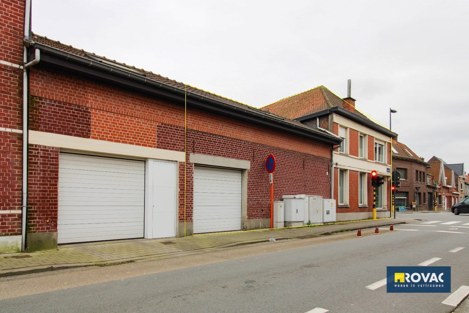 2 aanpalende woningen met 2 garages foto 16