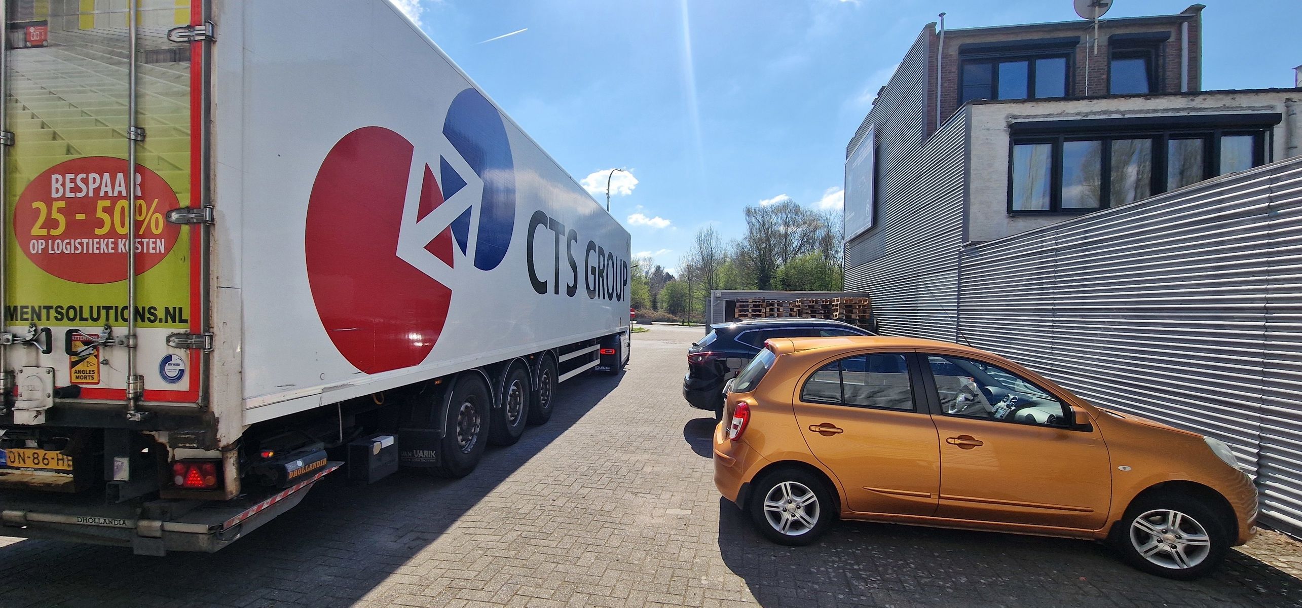 Grote magazijnruimte/atelier met kantoor te koop in Deurne  foto 154