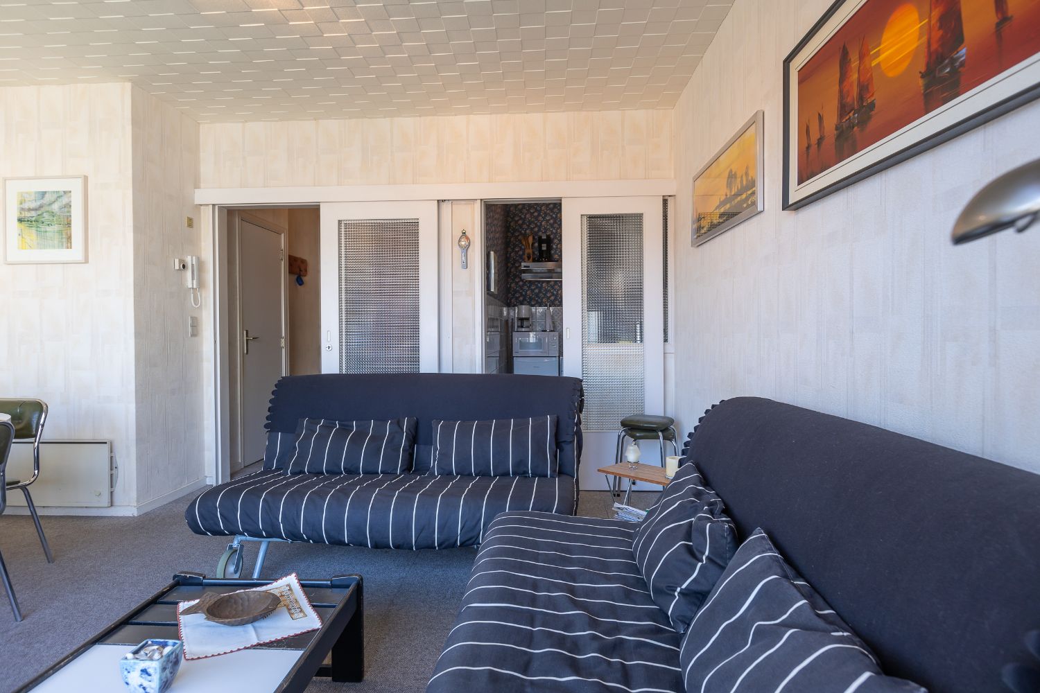 Op te frissen studio met terras op 2 passen van het strand foto 4