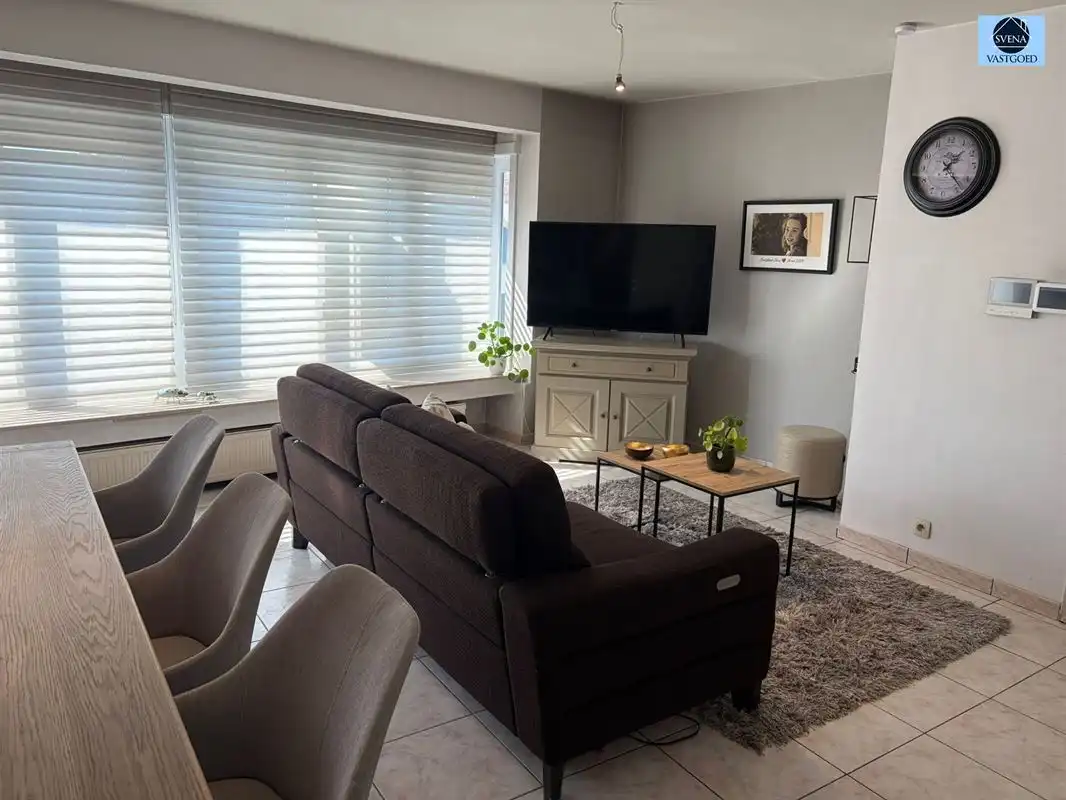 ZEER GOED GELEGEN, MOOIE WONING MET GARAGE foto 5