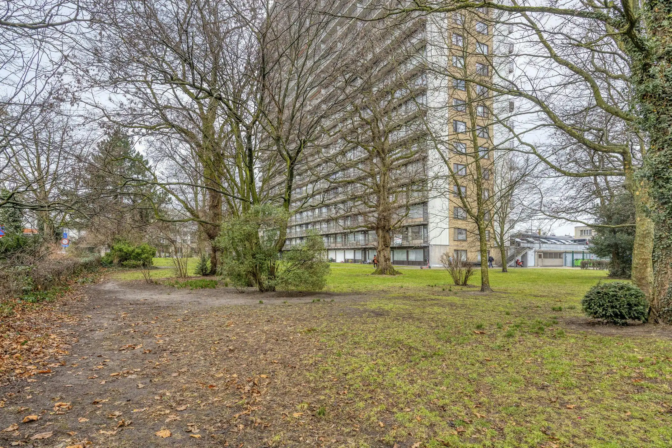 Appartement met 2 slaapkamers te koop in het centrum van Wilrijk foto 17
