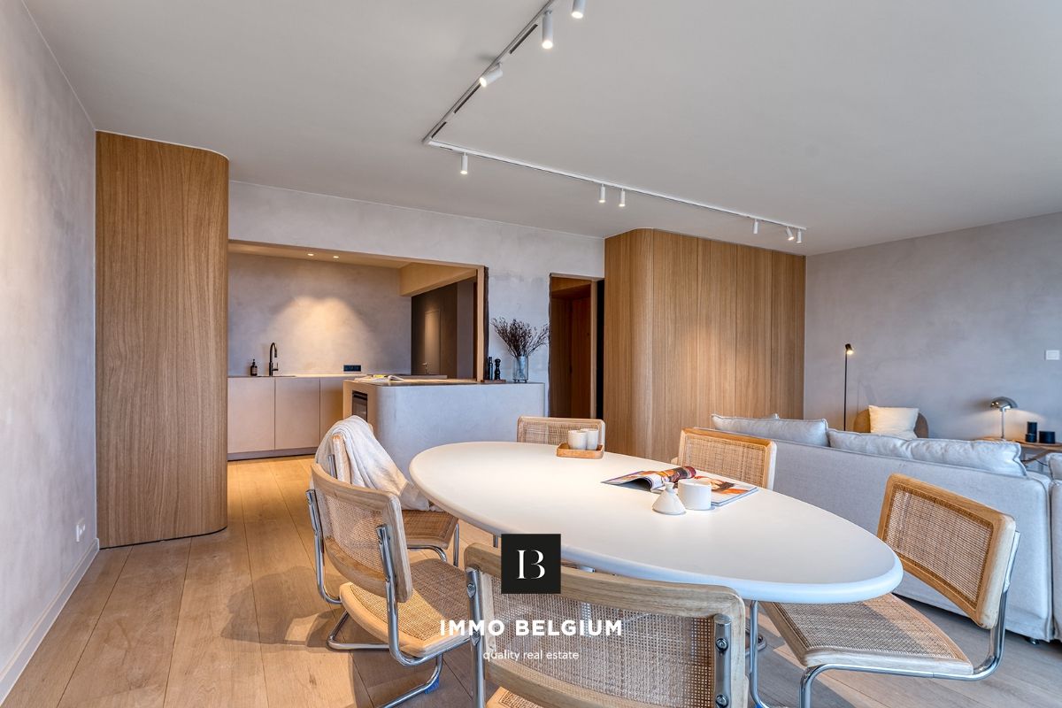 uiterst luxueus appartement op de zeedijk van De Haan foto 4