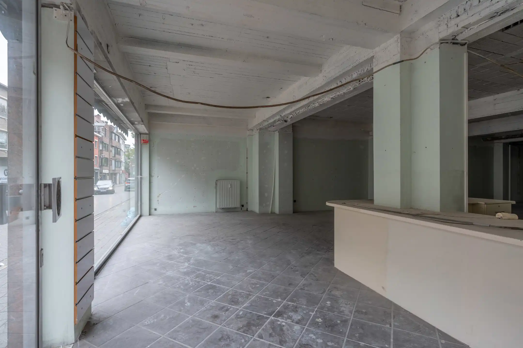 Ruim handelspand met mooie vitrinebreedte, op toplocatie! foto 8