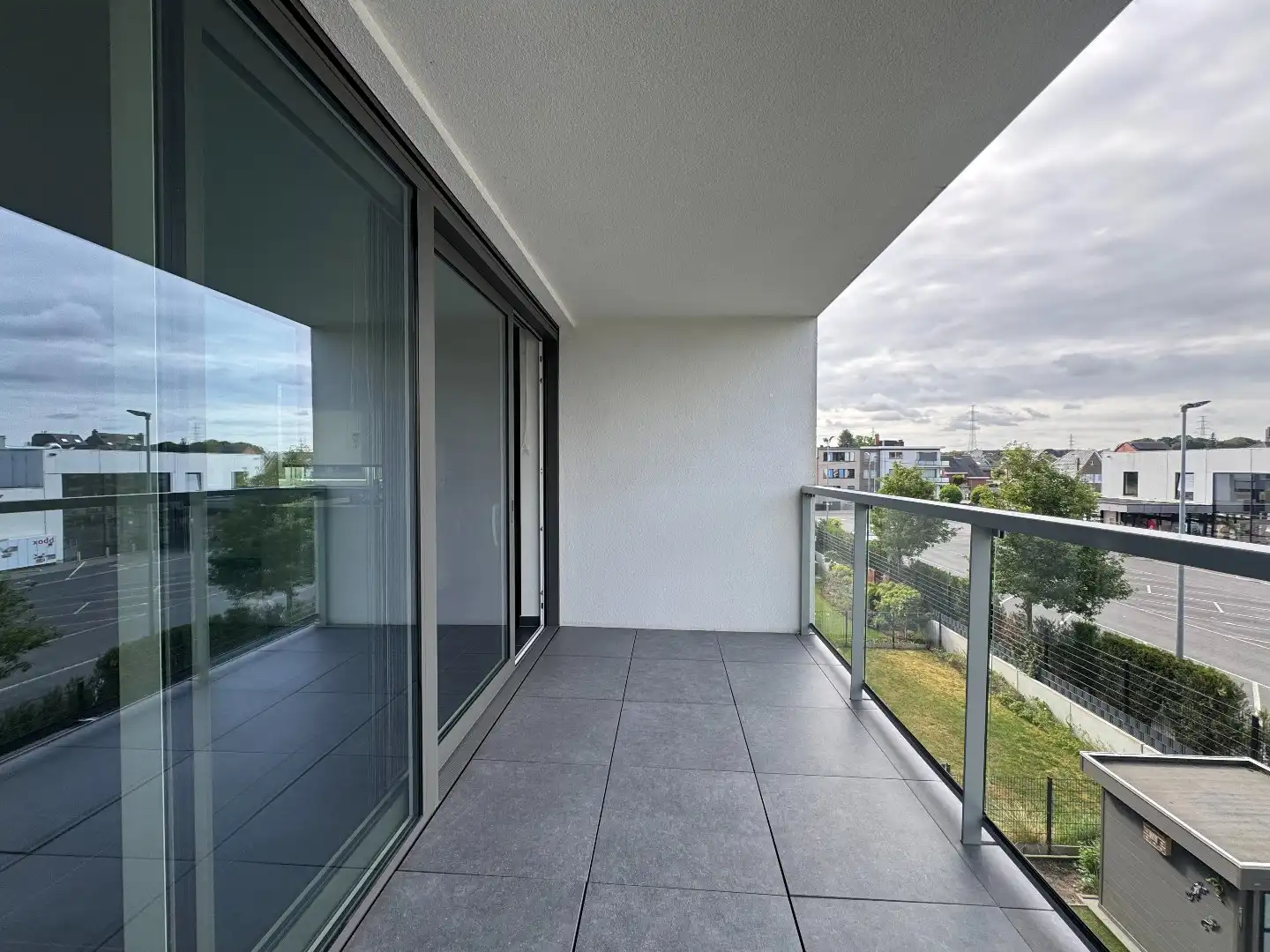 Te huur in Merchtem: ruim appartement 2 slpk + 2 autostaanplaatsen + kelder foto 9
