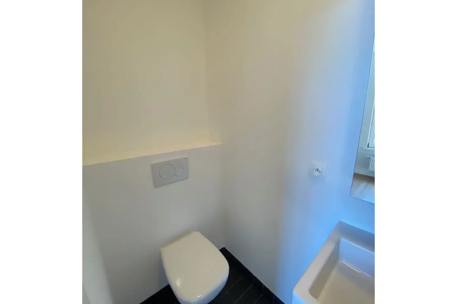 Recent gerenoveerd 1 slk appartement foto 5