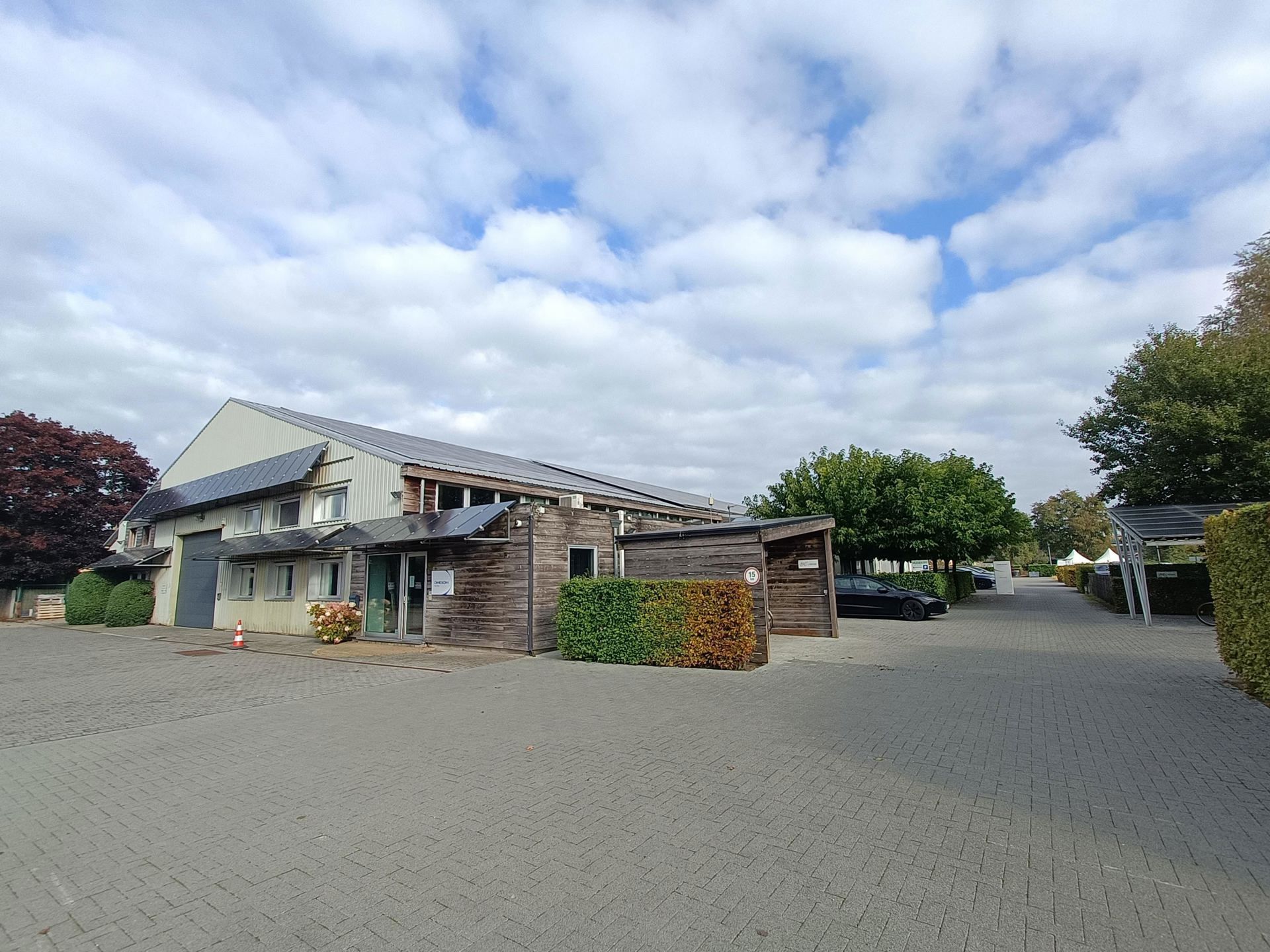 Gebouw voor gemengd gebruik te huur in Lille foto 2