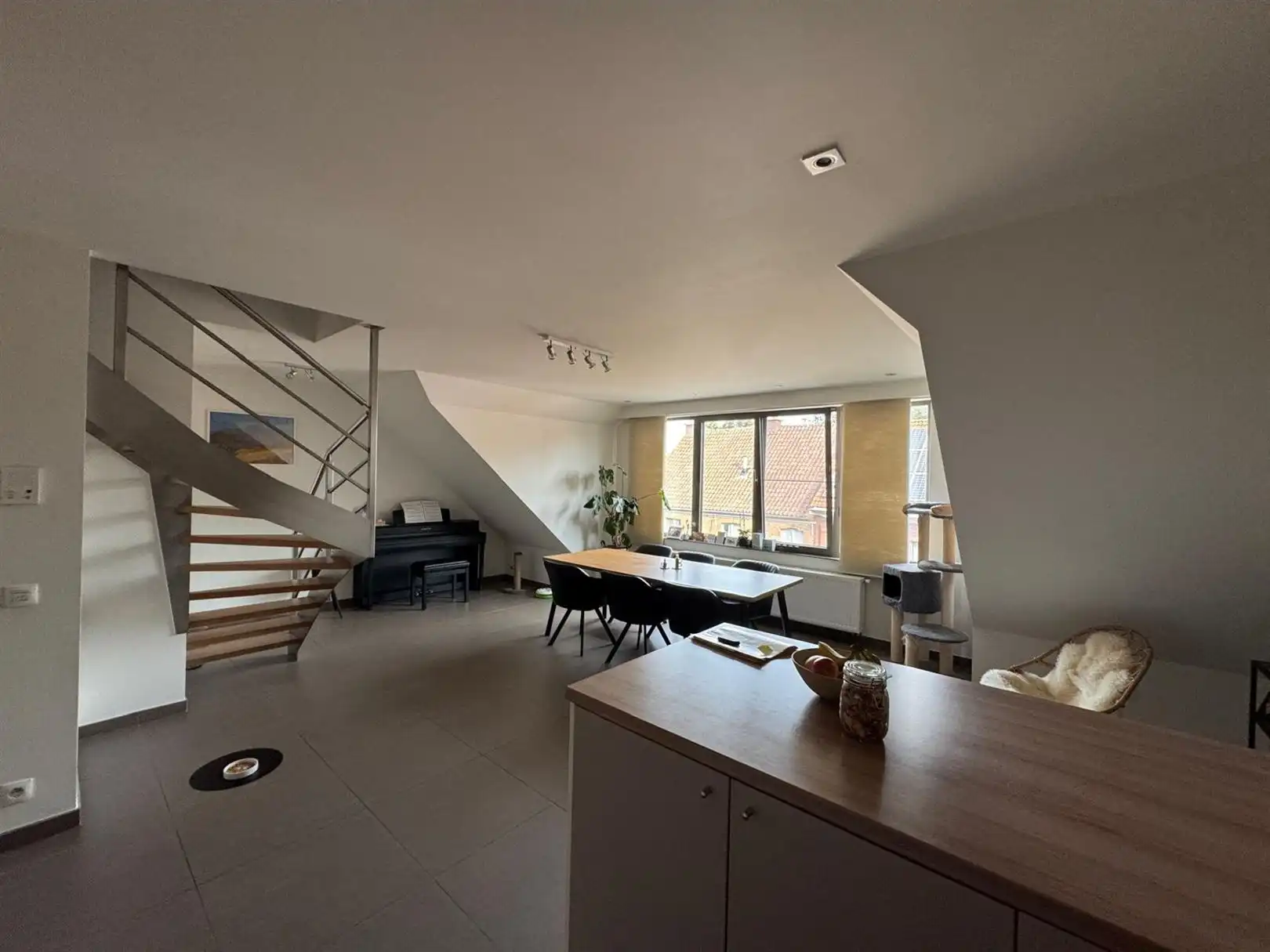 Modern duplex appartement met terras foto 5