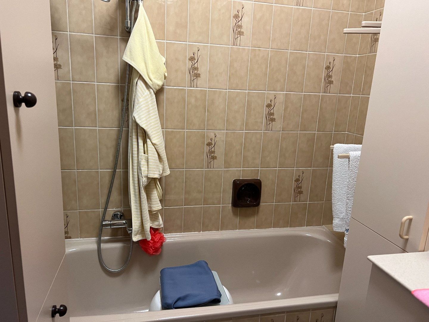 Geriefelijke en instapklaar appartement op zeer goede ligging! foto 14