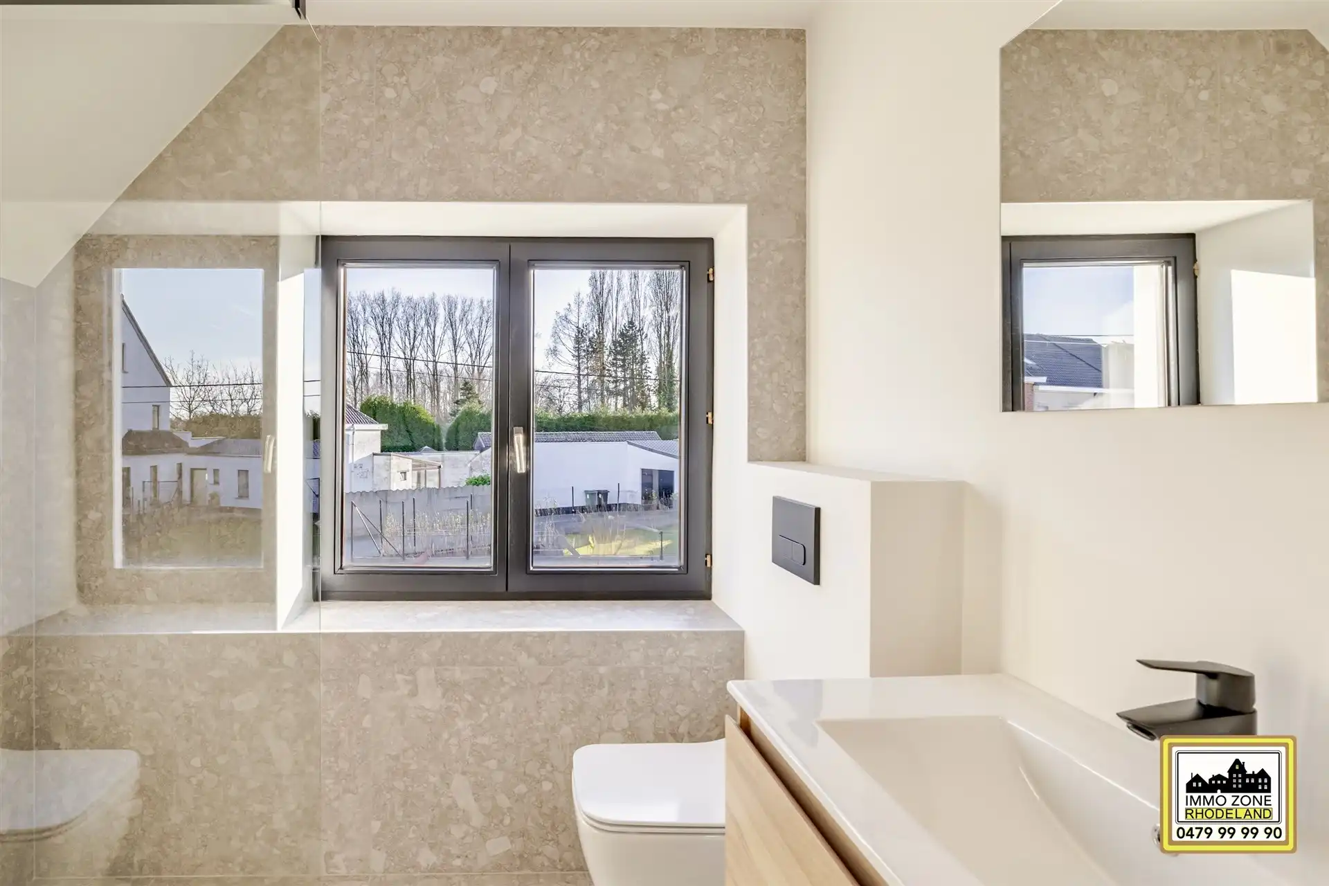 Uiterst luxueuze woning met 3 slpks, 2 bdks en mooie tuin foto 23