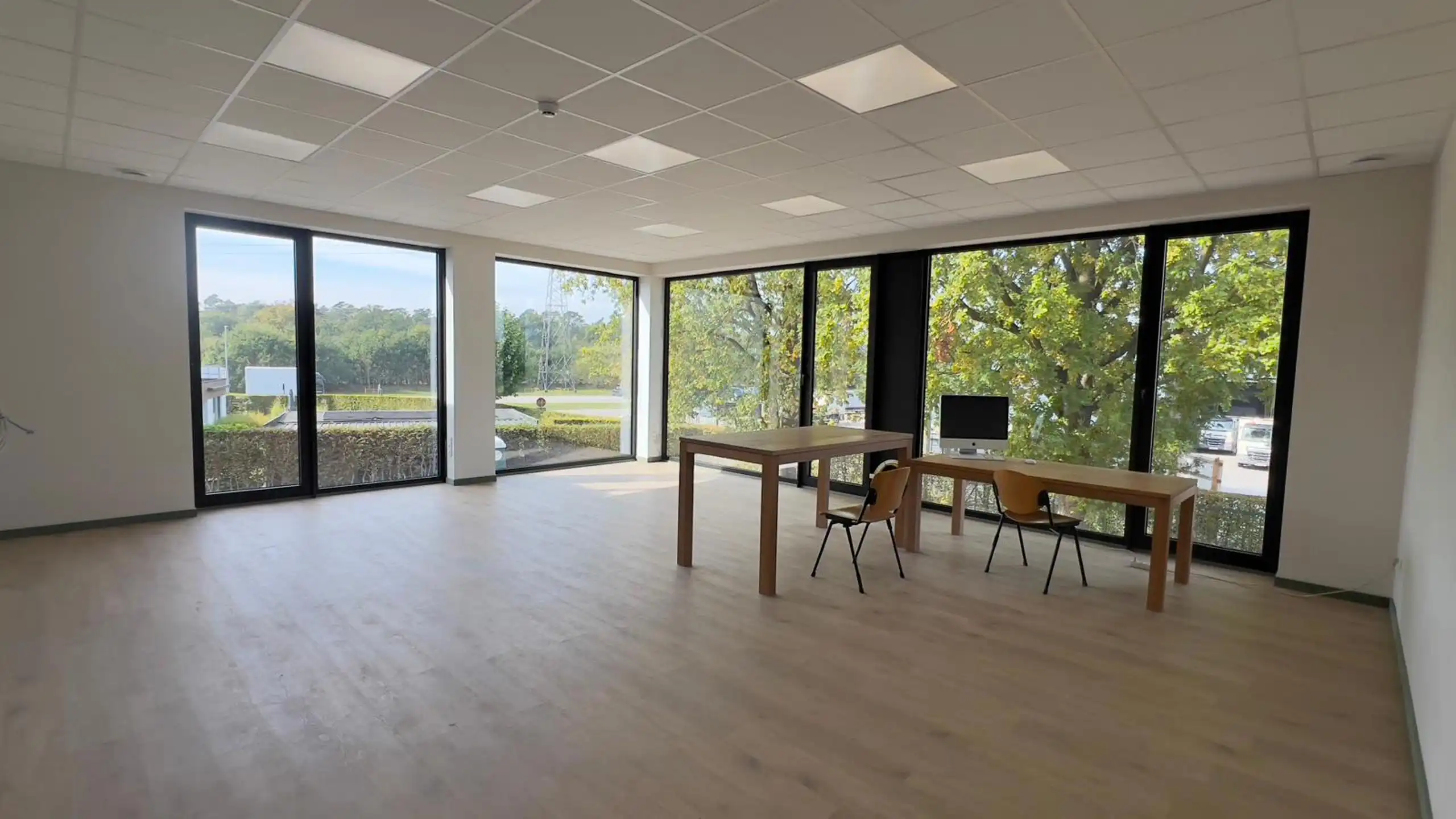 Nieuwbouw KMO-unit met 6 autostaanplaatsen te Beerse. foto 5