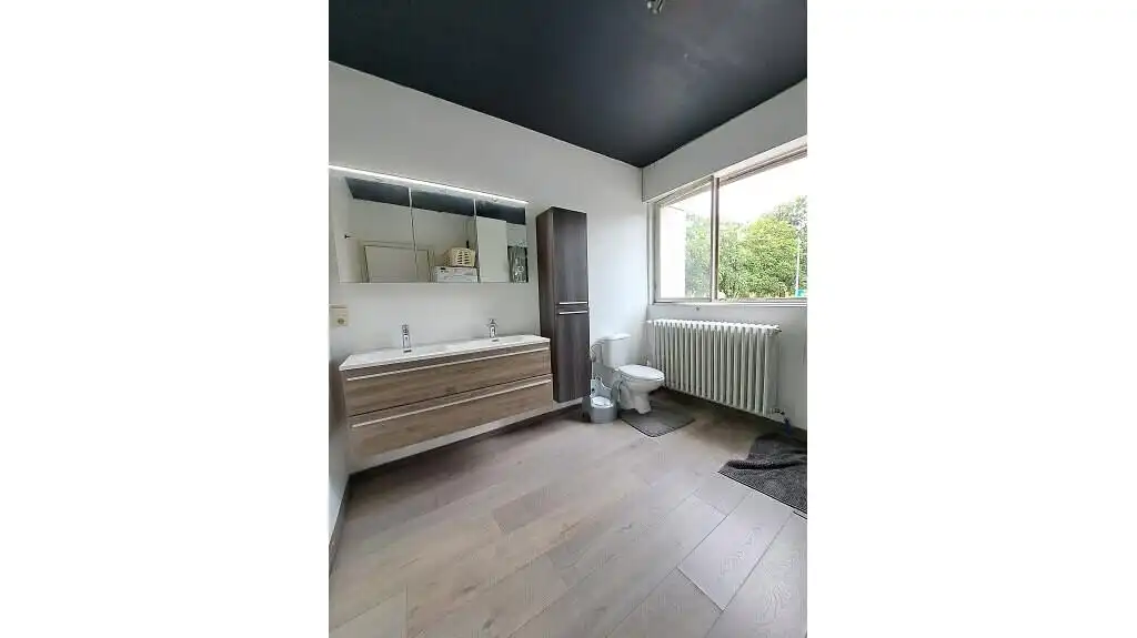 Overname instapklare buurtwinkel 400 m2 in Sint-Michiels Brugge foto 11