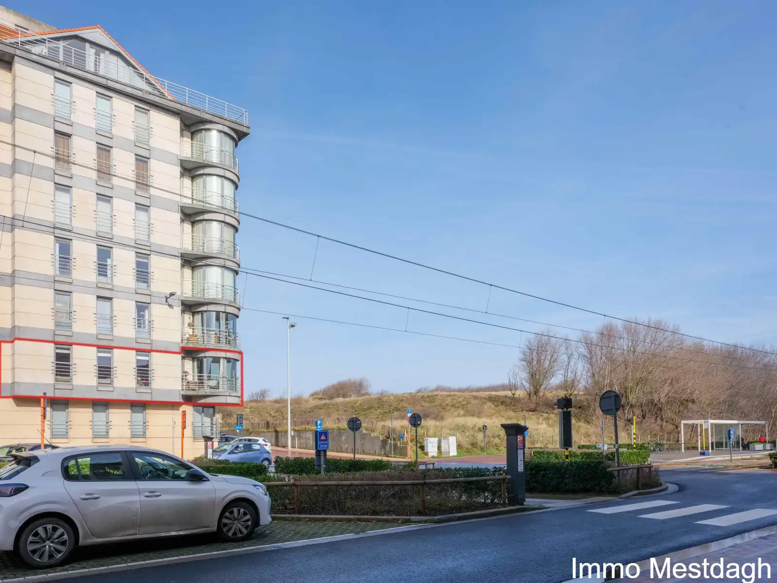 Luxueus Appertement met Panoramisch Zee- en Duinenzicht foto 3