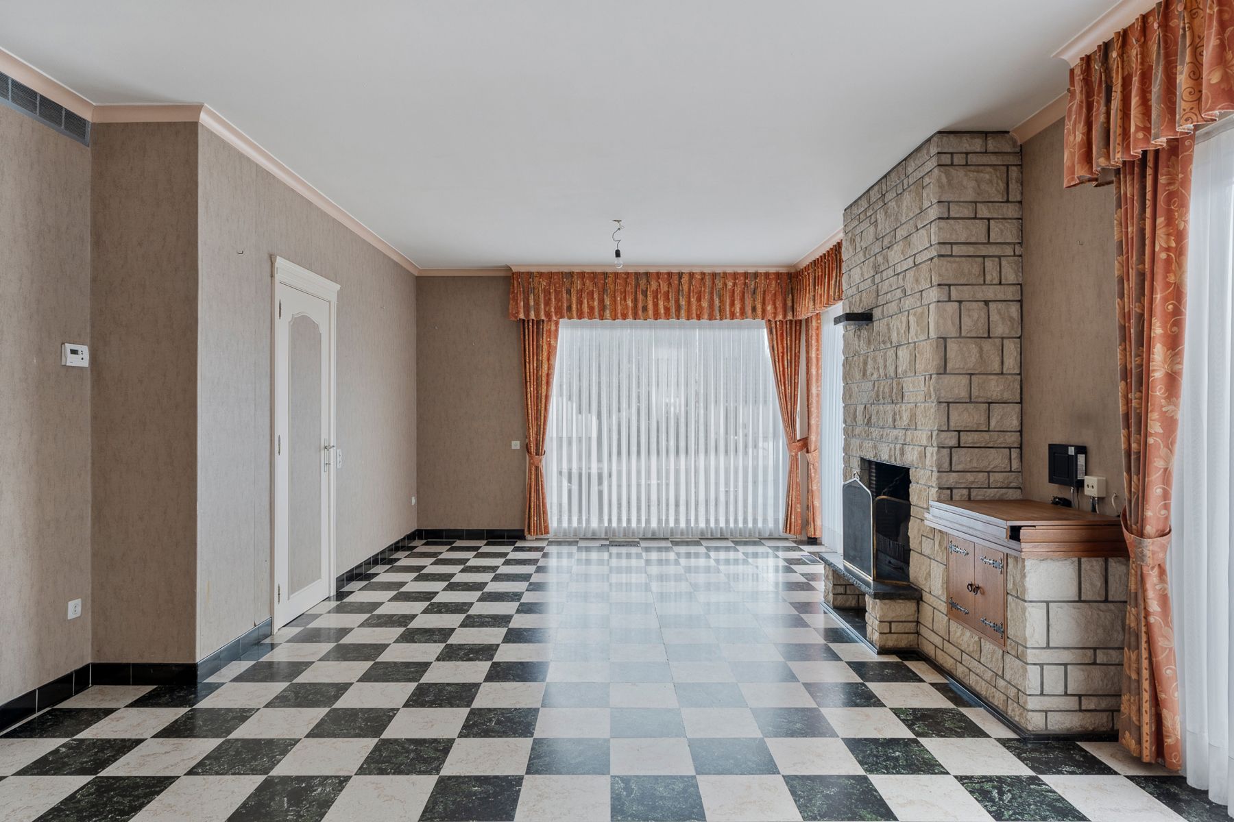 Woning met magazijn/atelier van 412 m² in Ingooigem foto 5