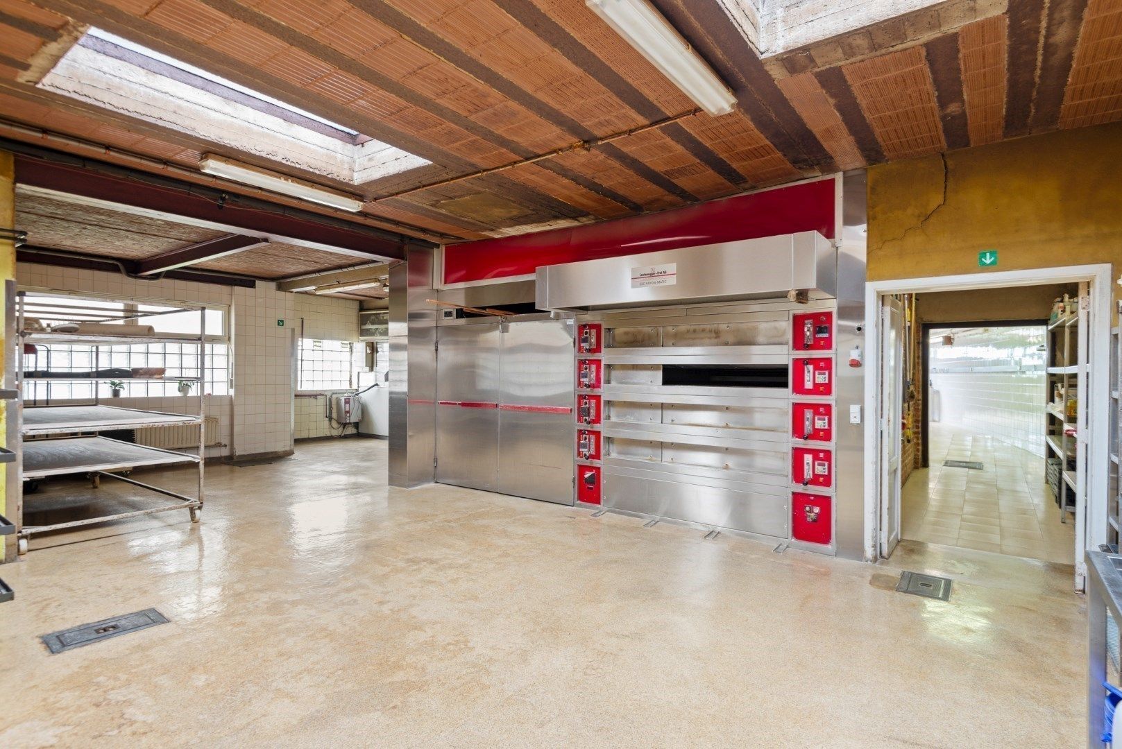 Uniek gebouw met woonst te koop in centrum Opwijk – Topligging! foto 20