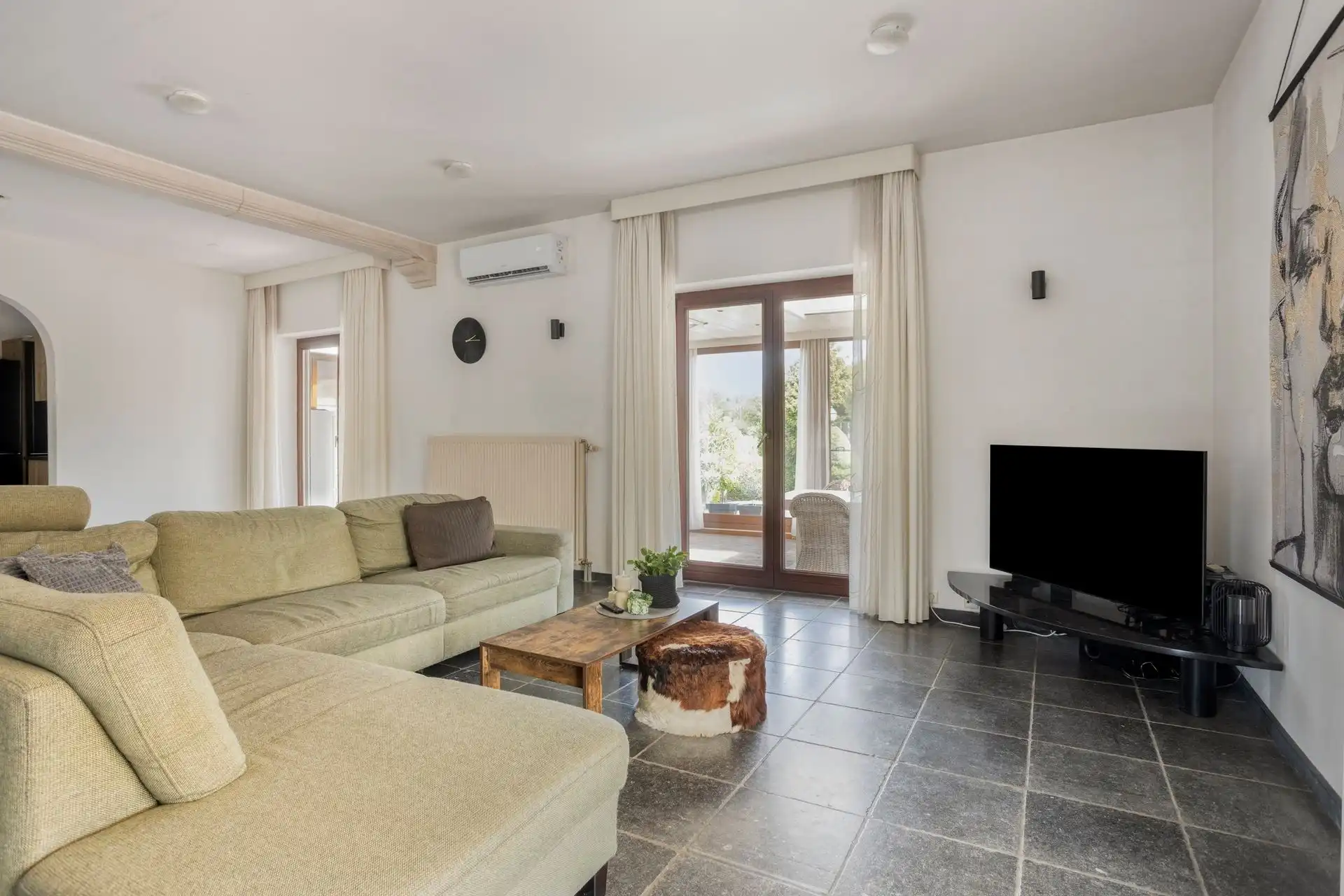 Ruime woning op een perceel van 20a! foto 10