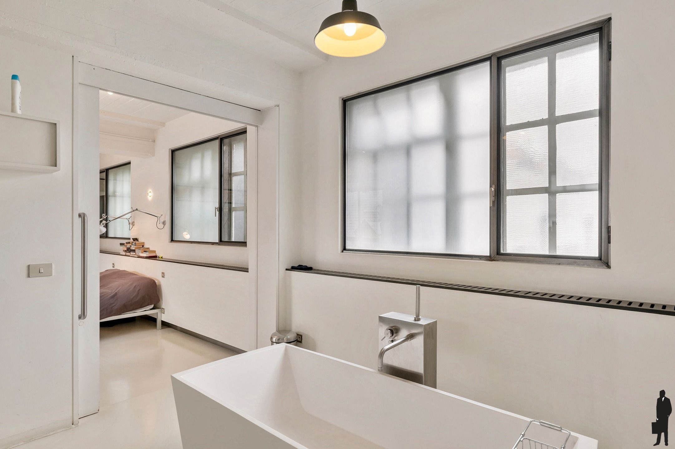 Unieke loft met perfecte synergie tussen wonen en werken foto 23