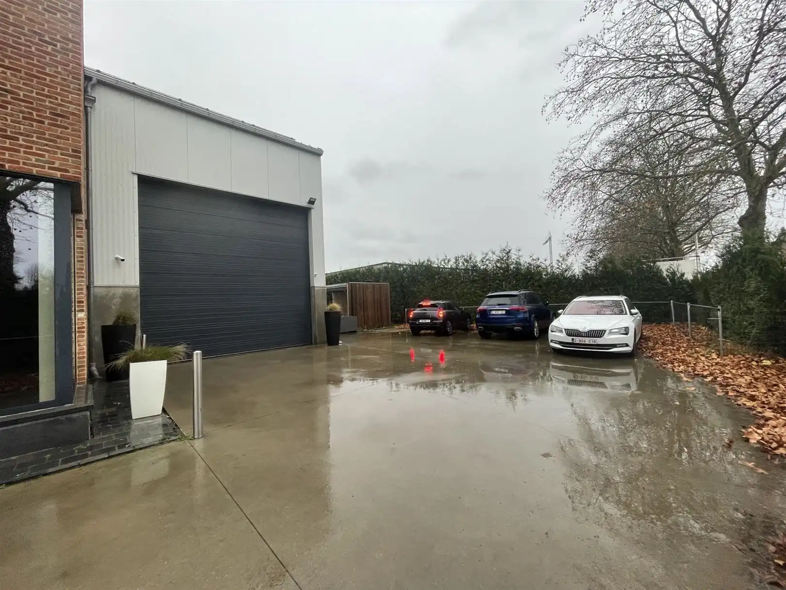 Gemengd gebouw met ruime loft appartement en loods van 400 m² te lokeren. foto 3