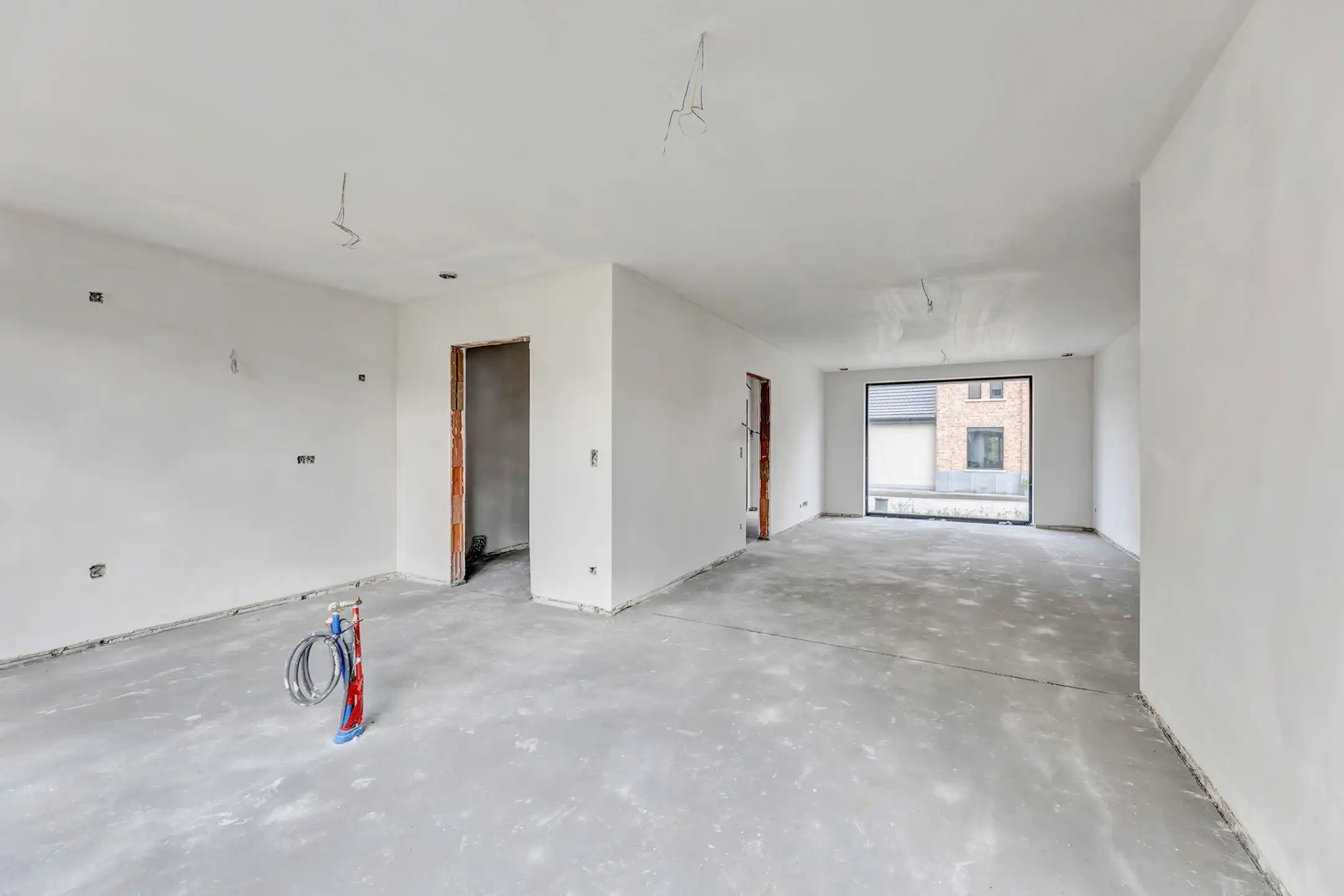 Nieuwbouwwoning  met 3 slaapkamers foto 4