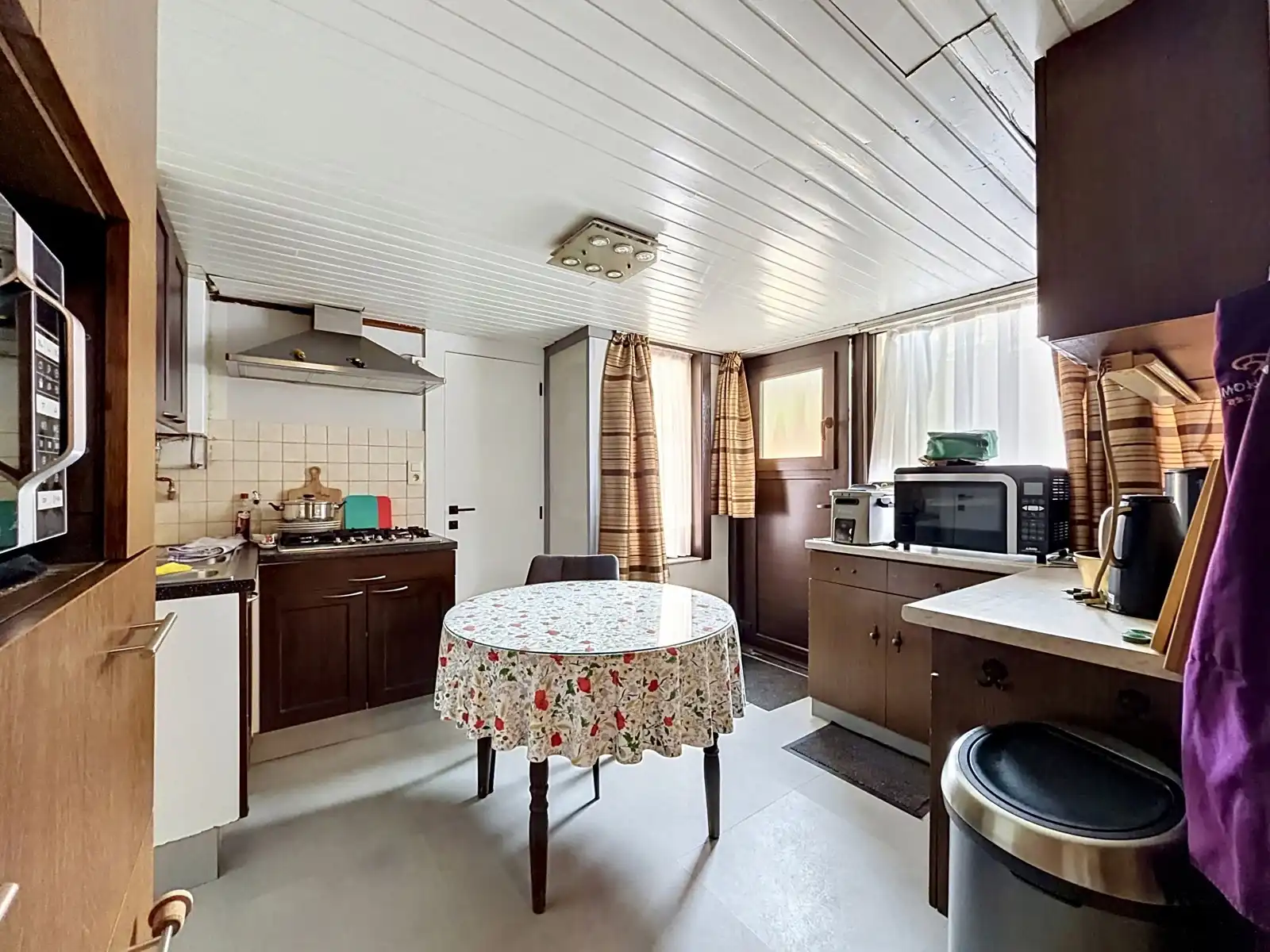 Gelijkvloersappartement met 2 SLPK! foto 4