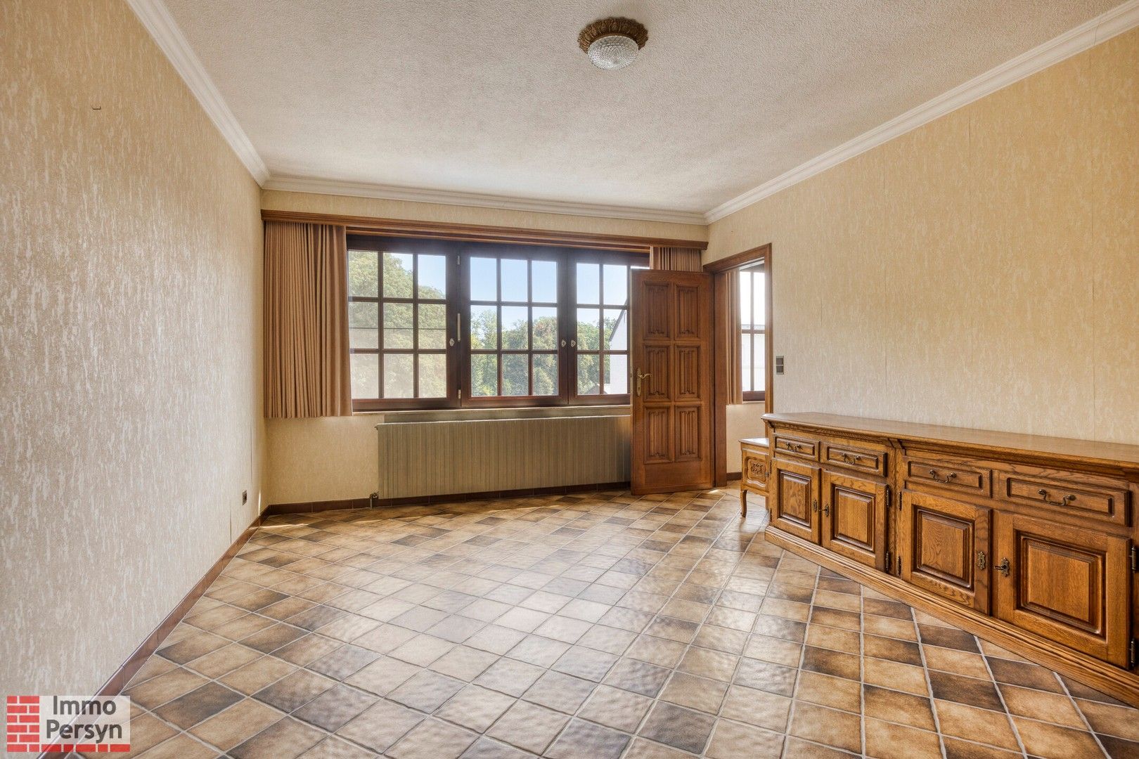 Zeer ruime, op te frissen woning met uitzicht op de Rozenkransweg – centrum Scherpenheuvel. Geen renovatieplicht! foto 27